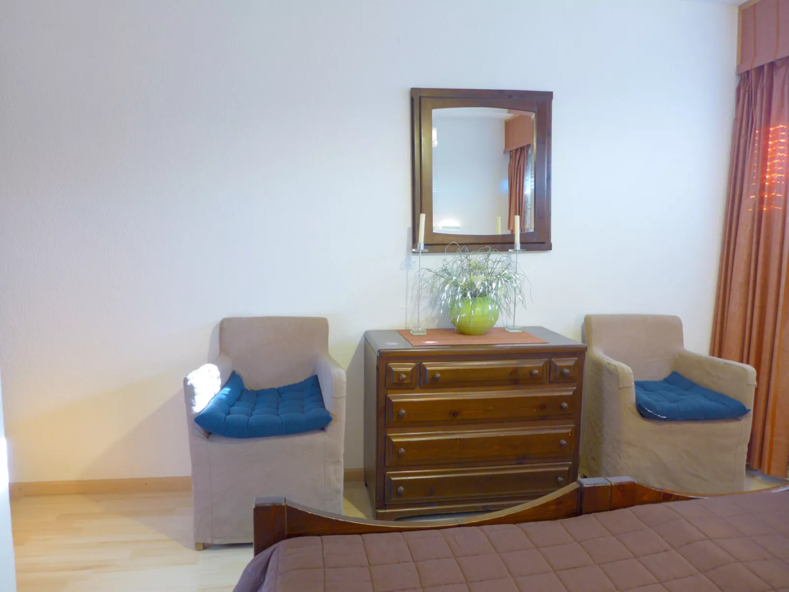 Rond-Point 27-Inside