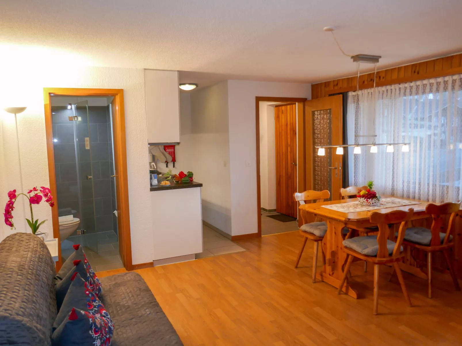 Chalet Chiebrendli-Inside