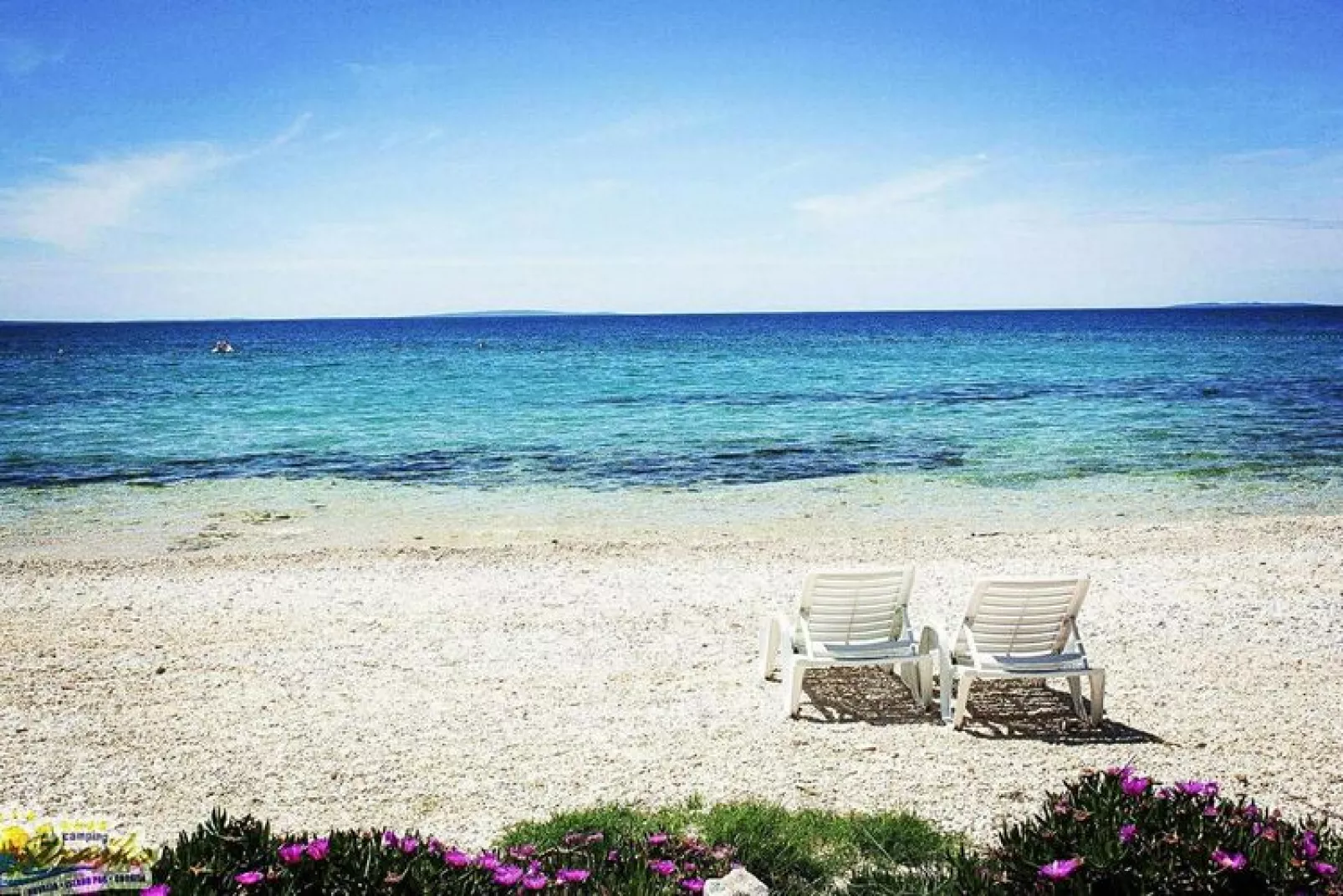Mobile Homes Strasko Novalja Mediteran Superior mit Pool ca 34 qm für 6 Pers-Water view