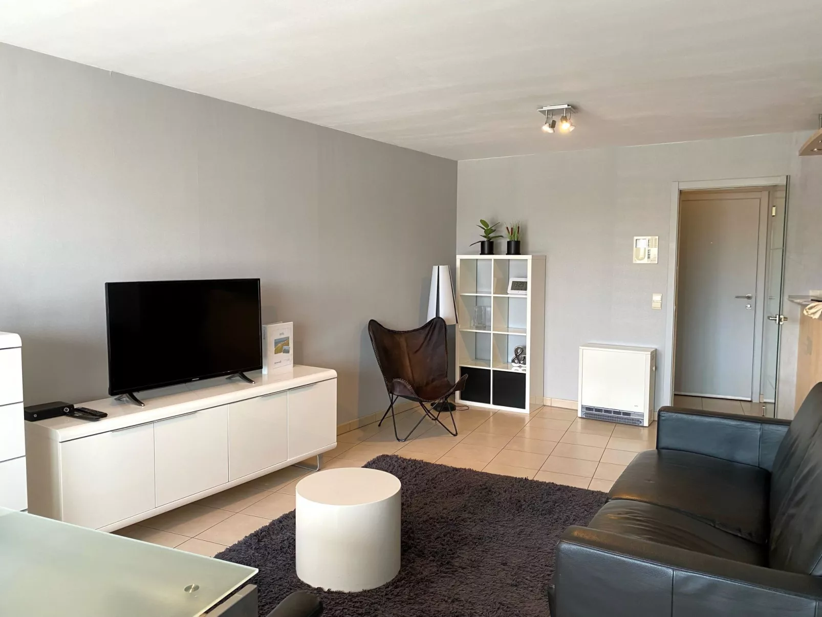 Apartment 302-Dedans