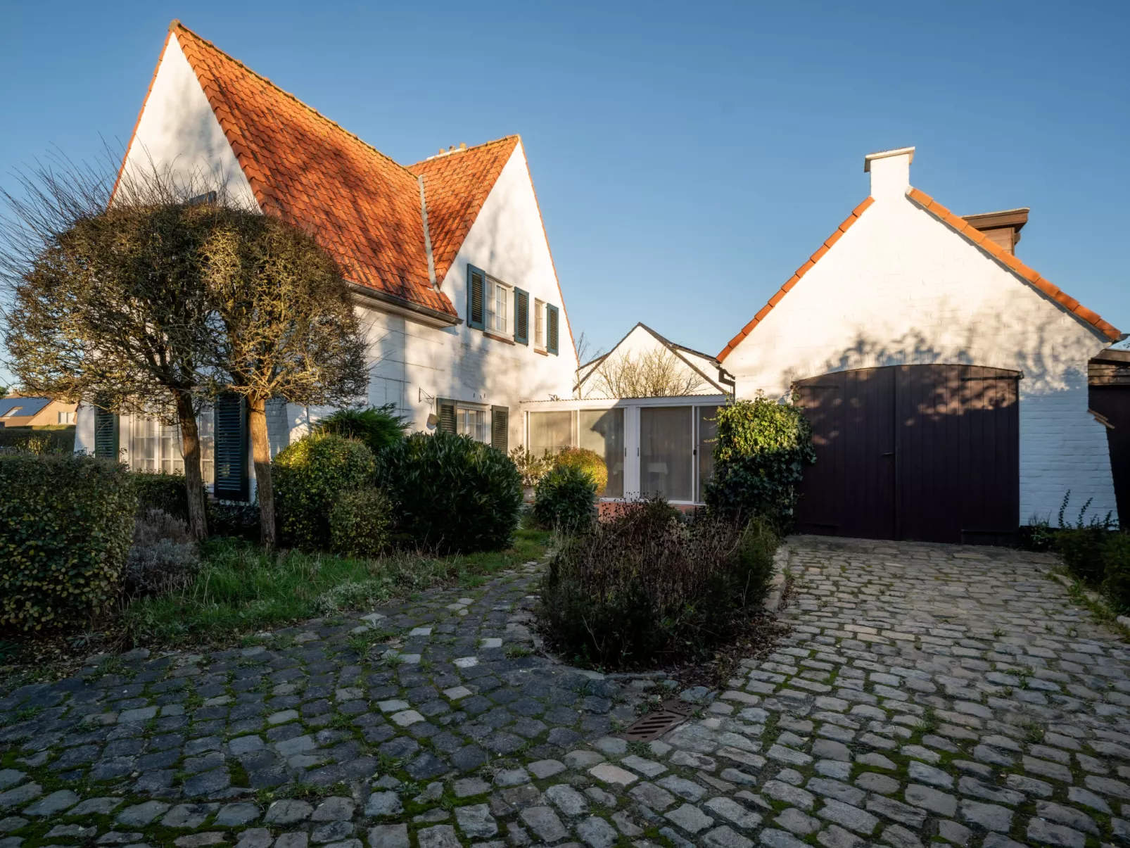 Hamarrbø with garden and parking-Outside