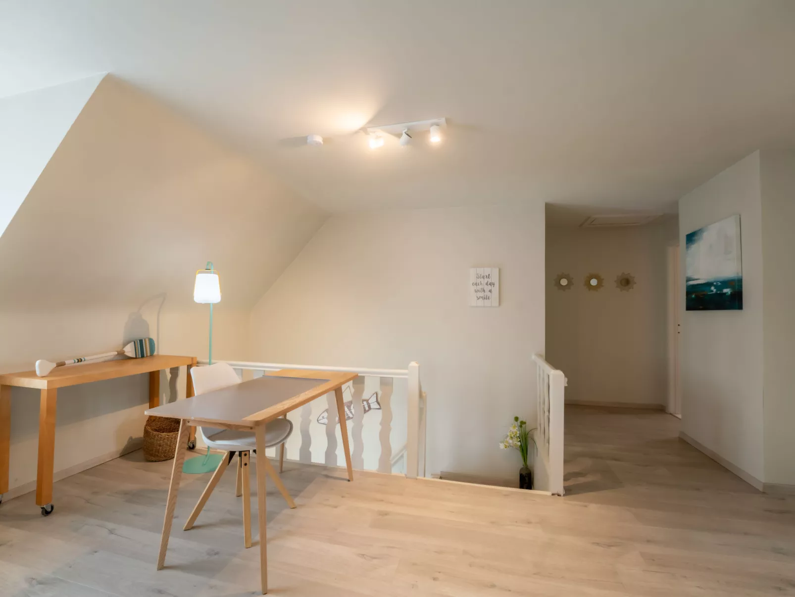 Odyssee - Featured in 'Juliette'-Inside