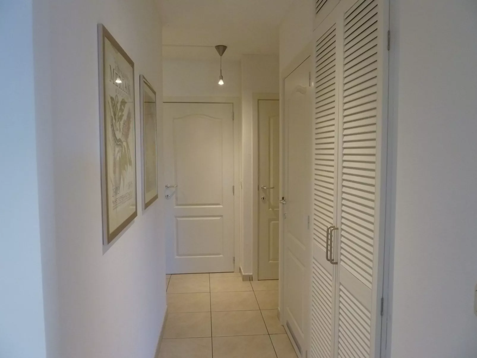 Green Garden 23 - 204 with shared pool-Inside