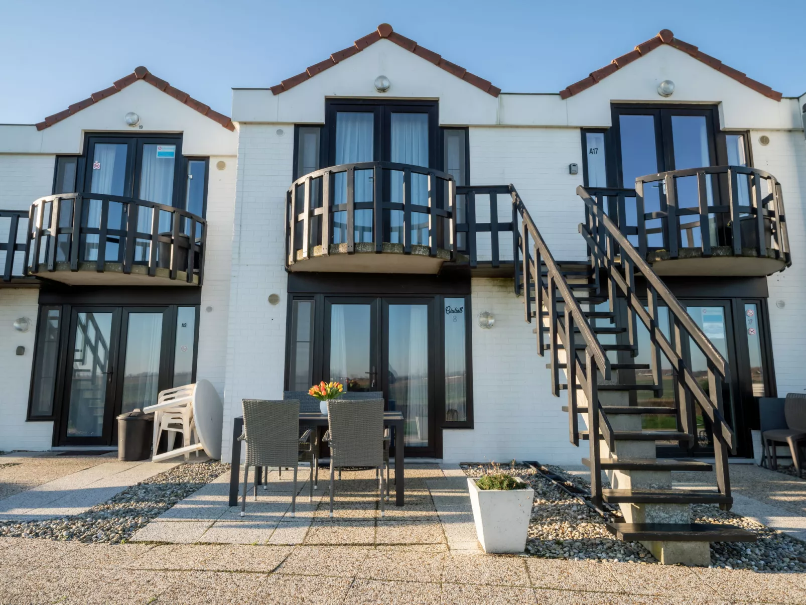 Giuliott with parking and shared pool-Outside