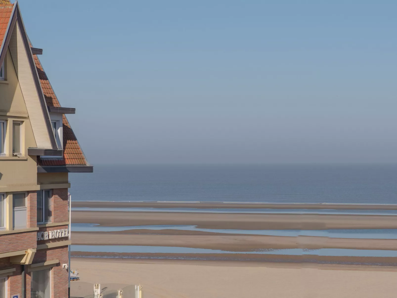 Brise du littoral-Outside