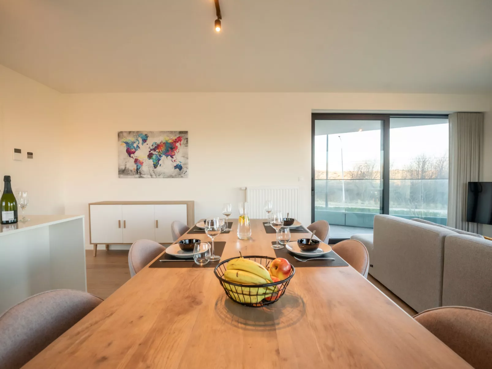 One with terrace and dune view-Inside