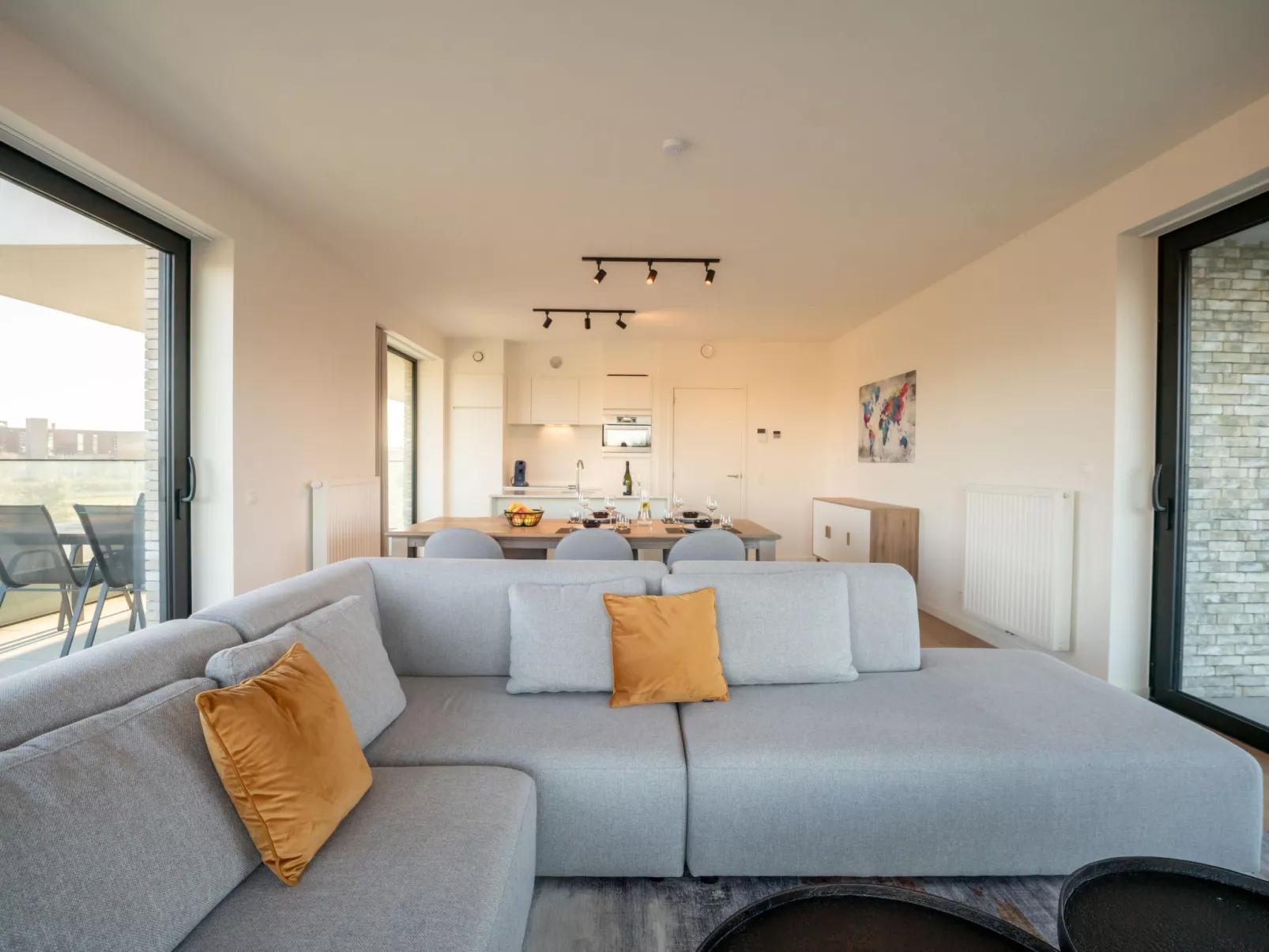 One with terrace and dune view-Inside