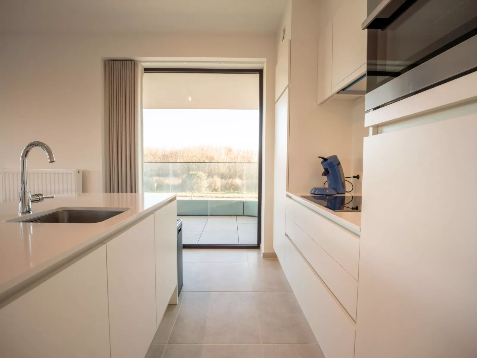 One with terrace and dune view-Inside