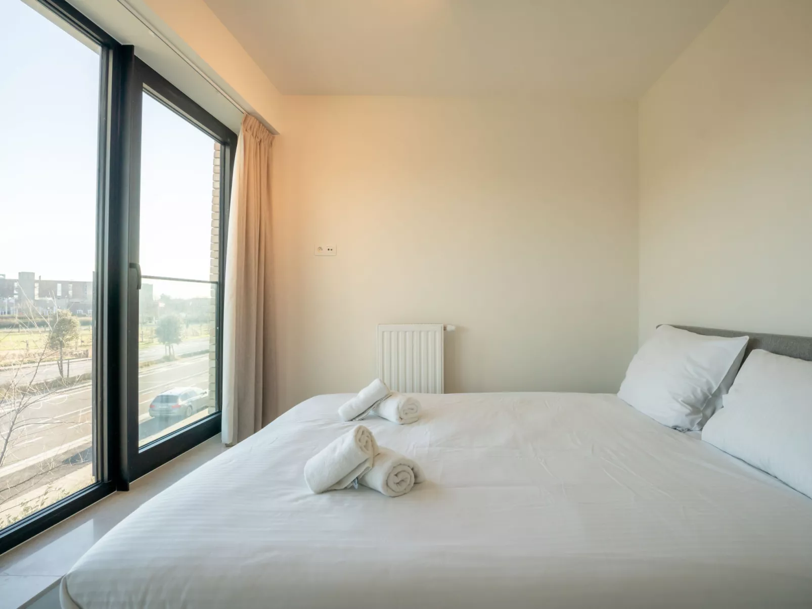 One with terrace and dune view-Inside