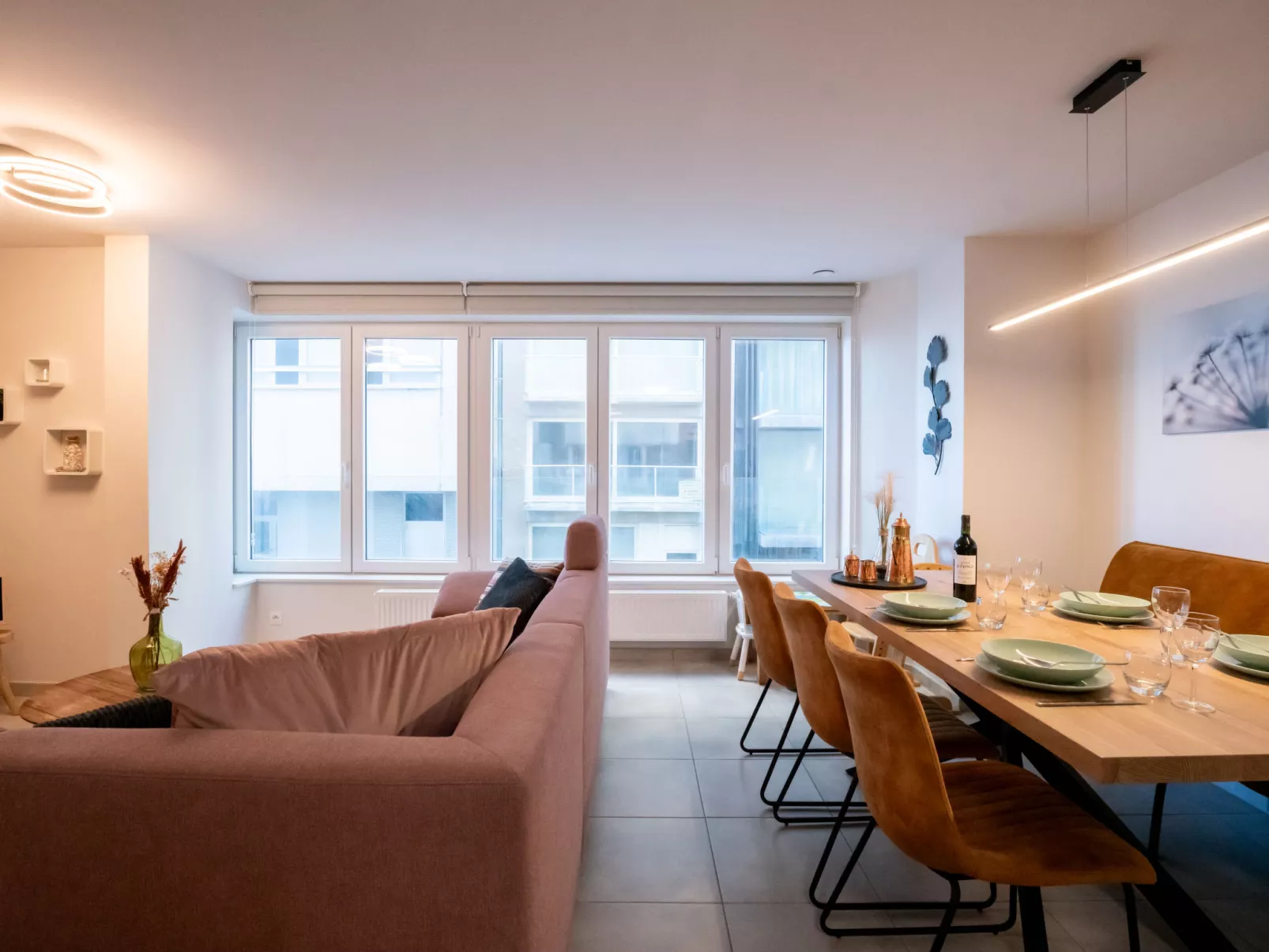 Lovely La Marée with lateral sea view-Inside