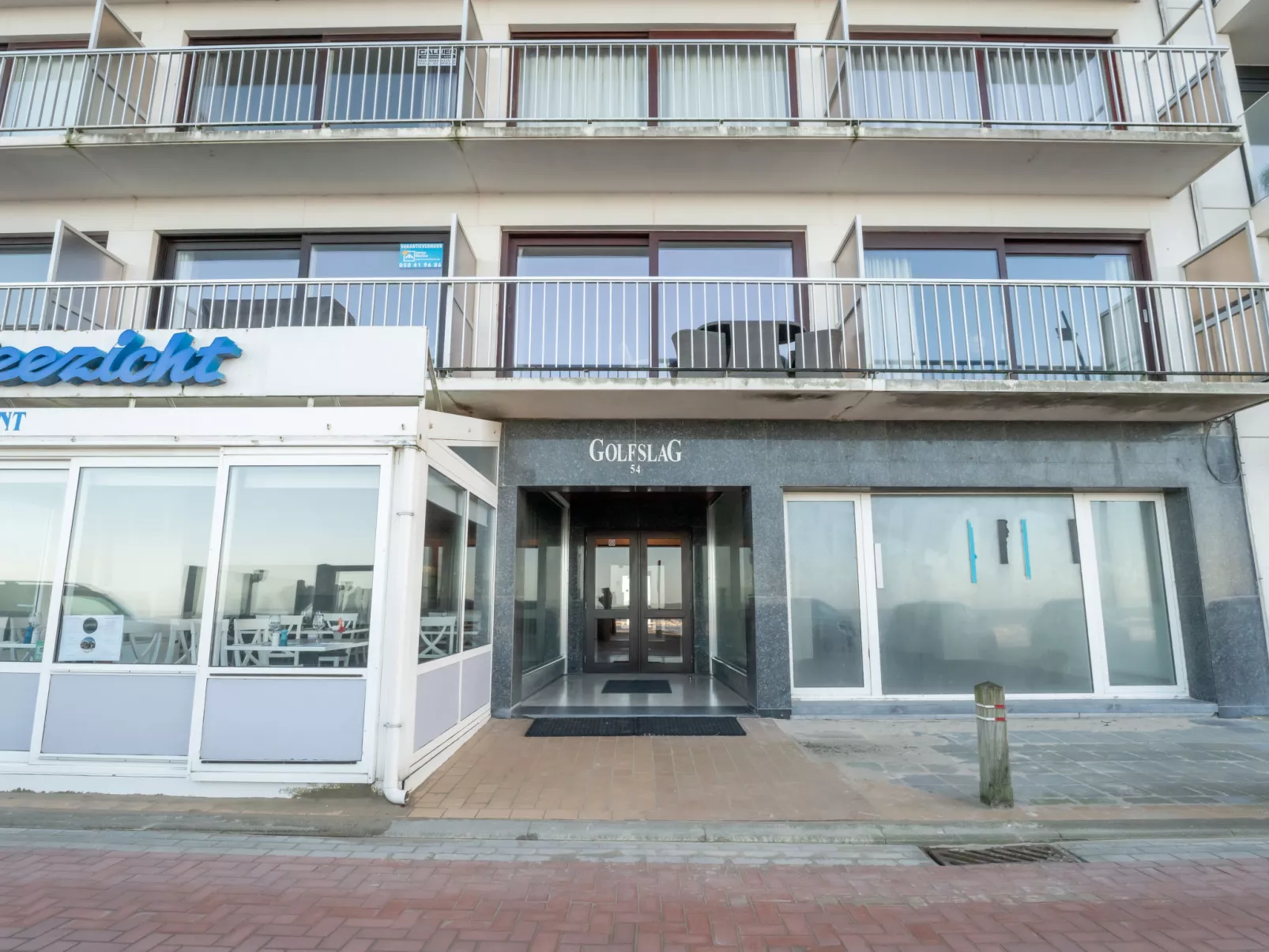 Golfslag with sea view-Outside
