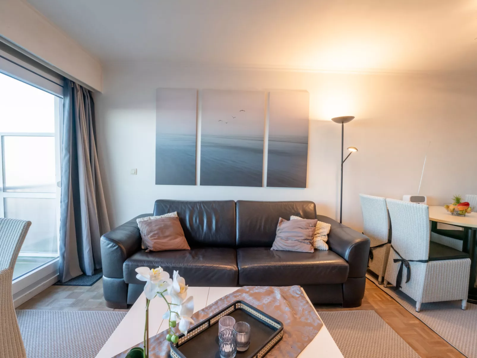 Golfslag with sea view-Inside