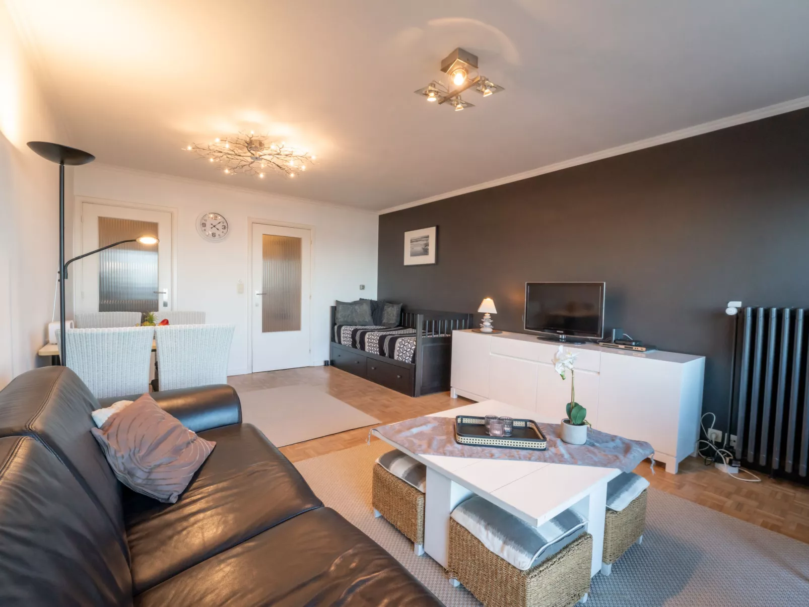Golfslag with sea view-Inside