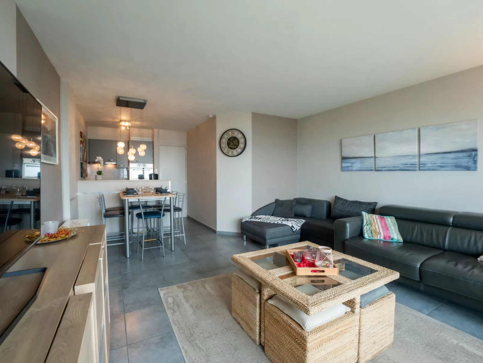 Savoie with sea view-Inside