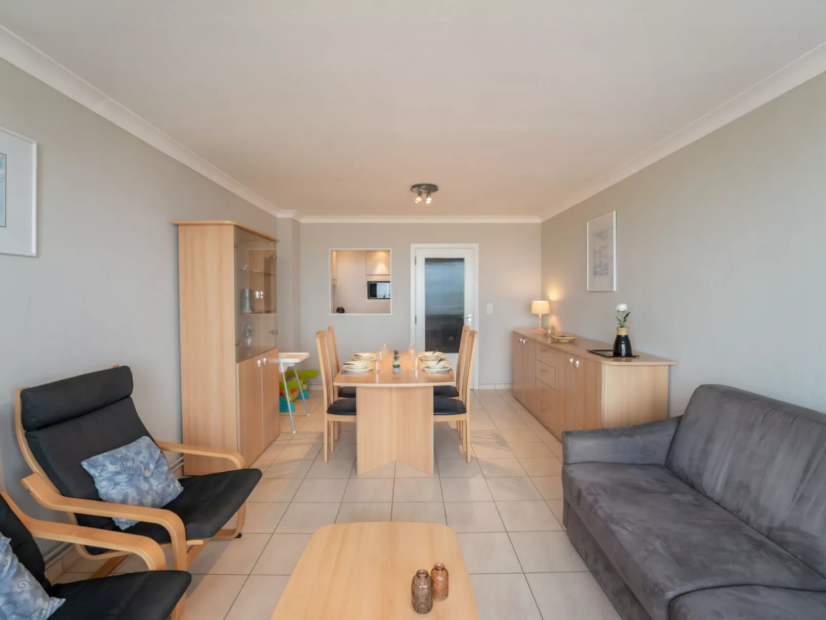 Seaview Getaway Belgium-Inside