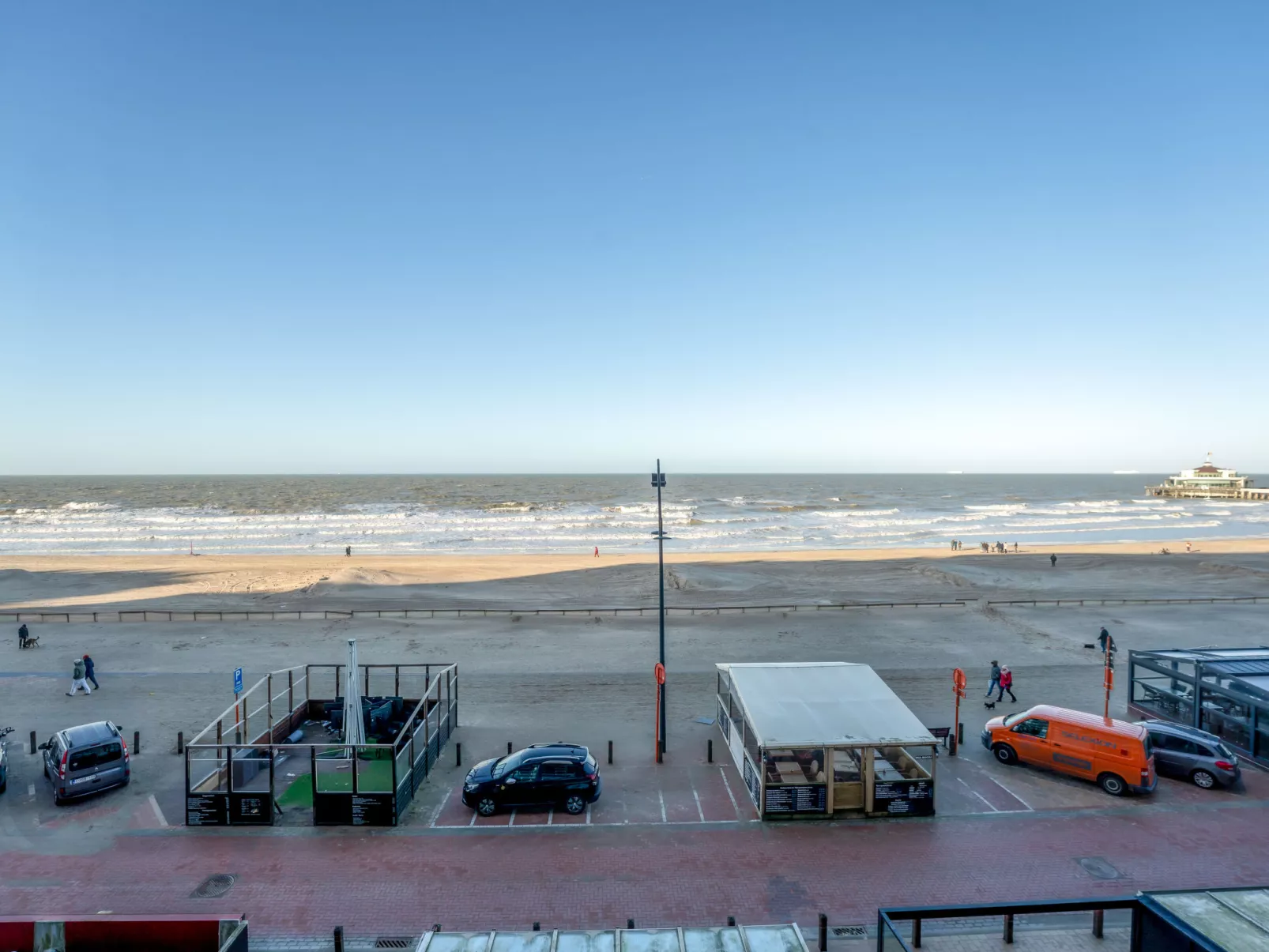 Seaview Getaway Belgium-Outside