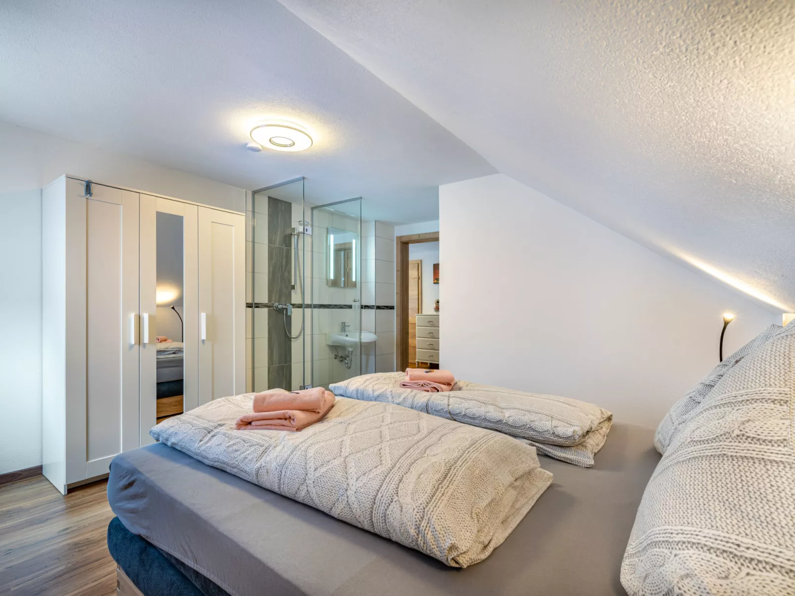 Haus Hilda-Inside