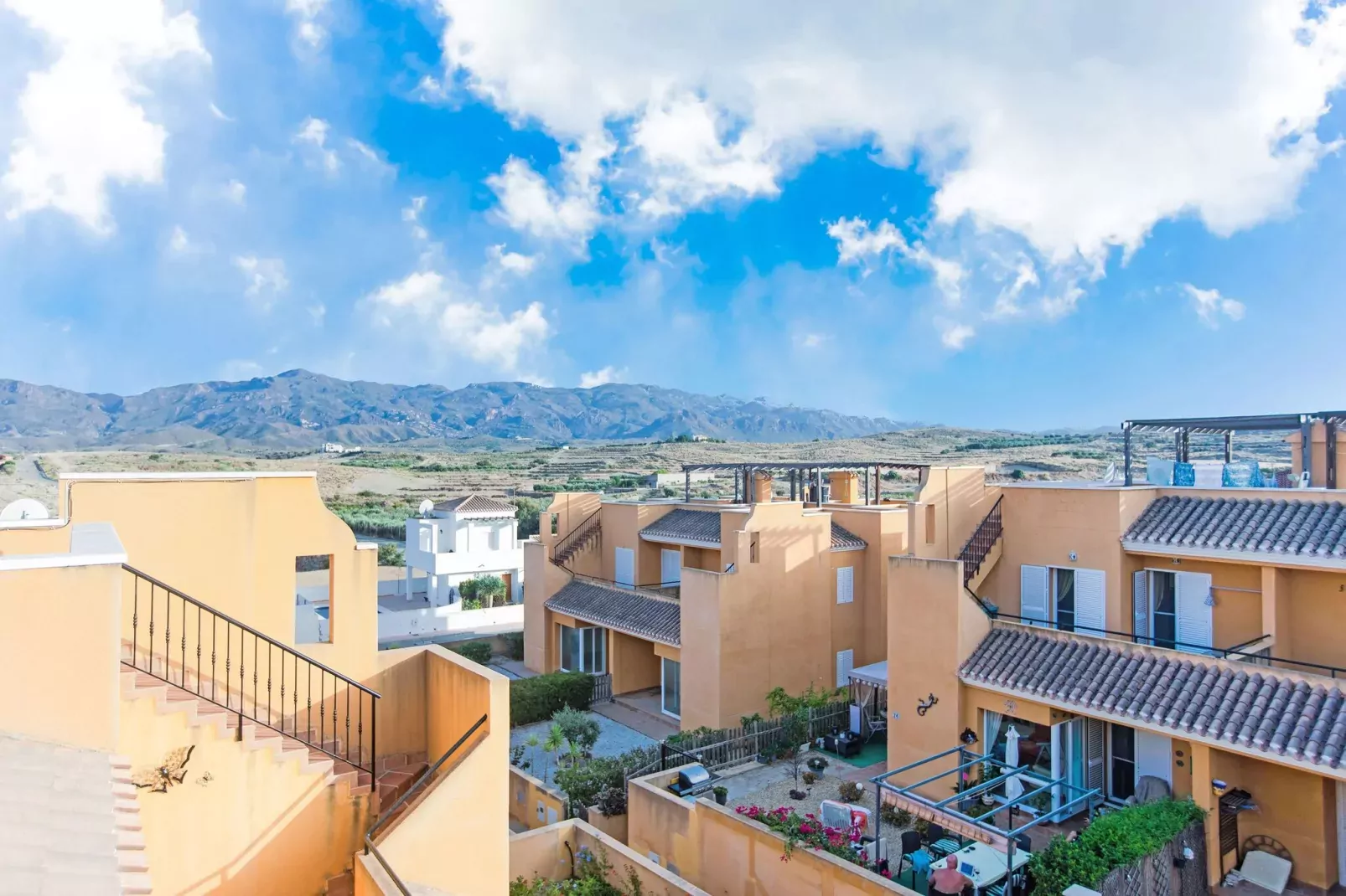 Casa Los Gallardos-View summer
