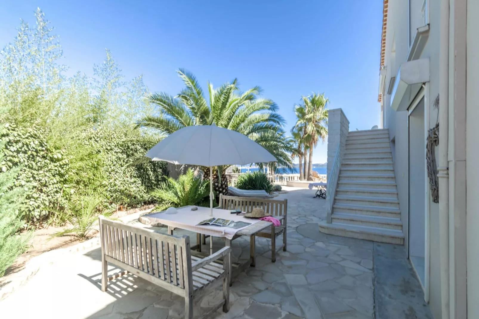Villa Gaillarde 12 Pers-Exterior summer