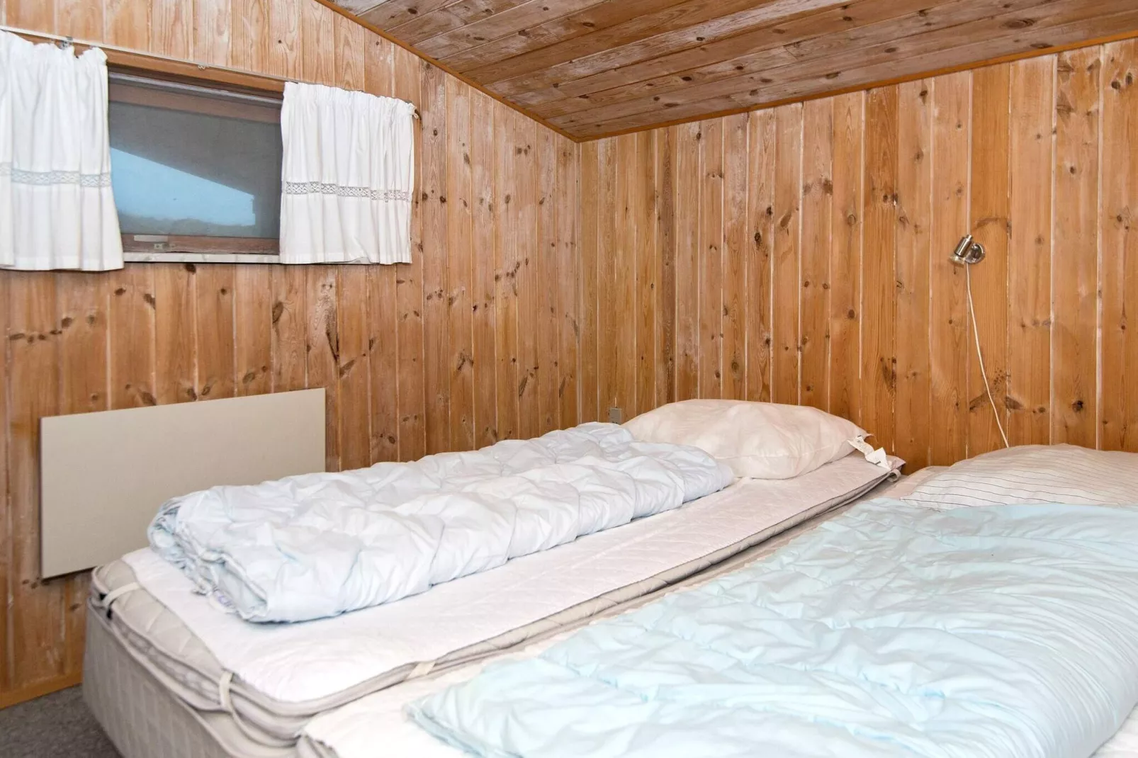 Dune Escape with Games and WiFi-By Traum-Indoor