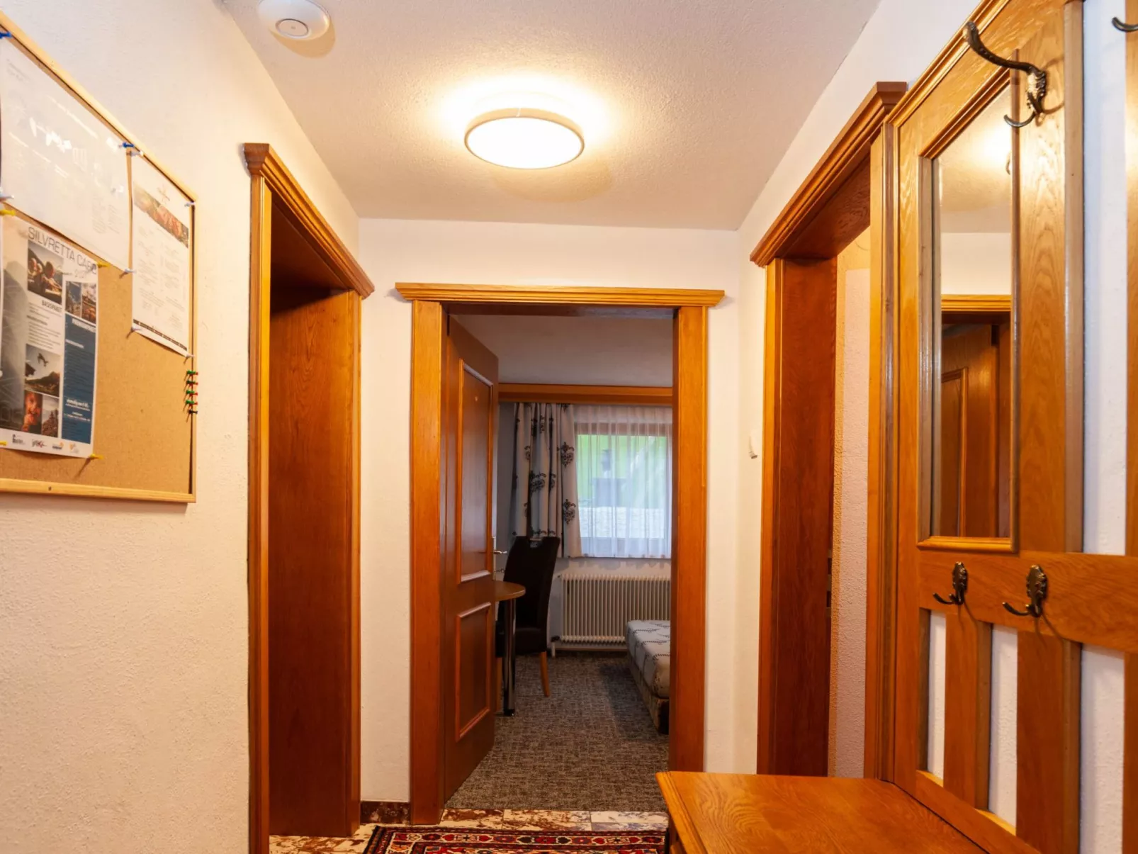 Aurora Apartment Top I-Inside