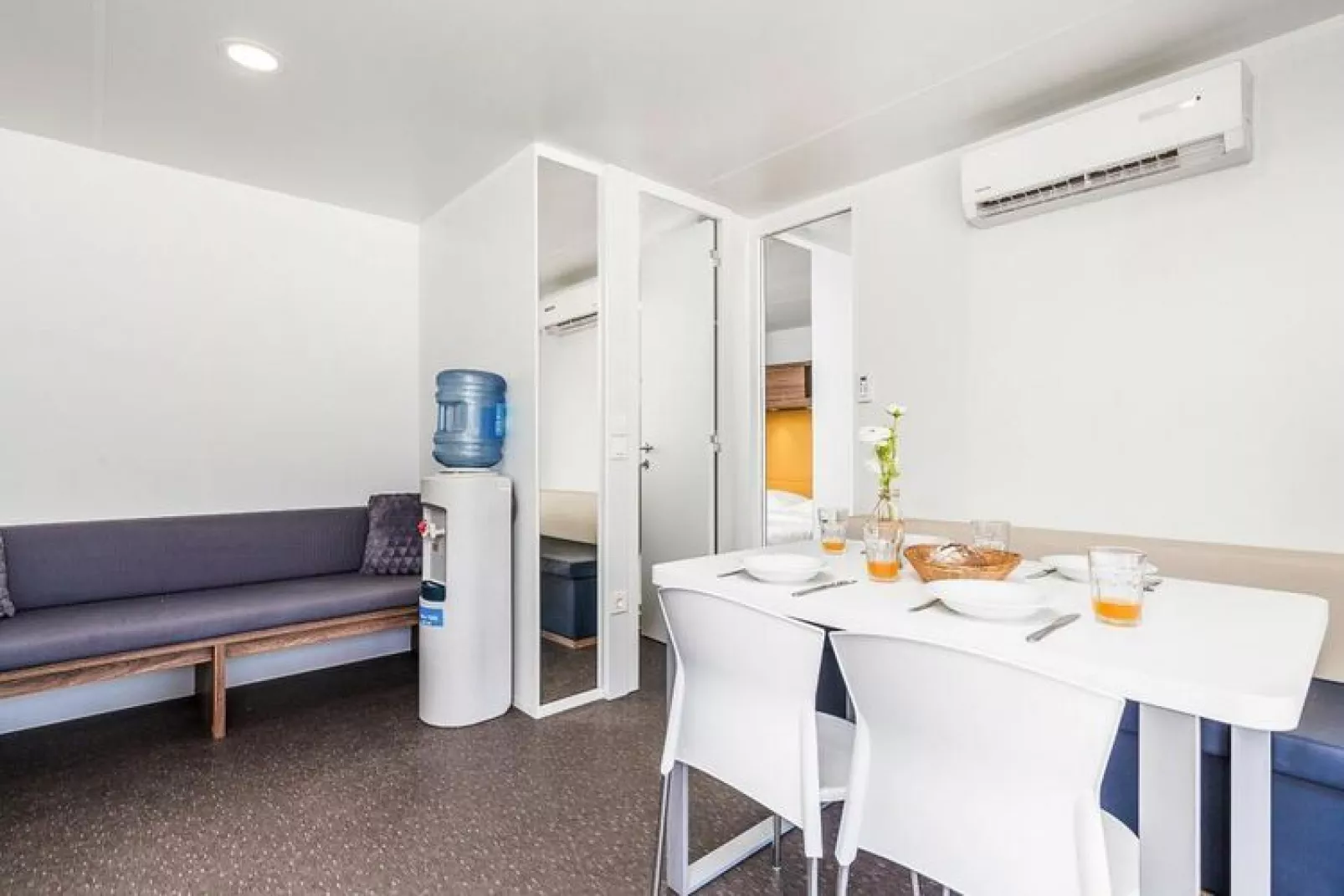 Mobile Homes Strasko Novalja - Adria 34 qm für 5 Pers-Dining room