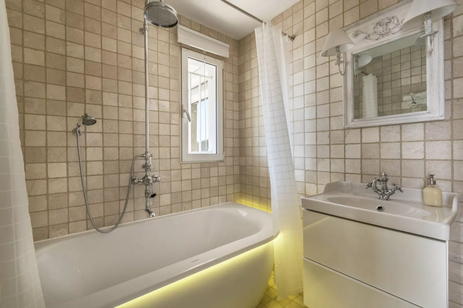 Villa Gaillarde 12 Pers-Bathroom