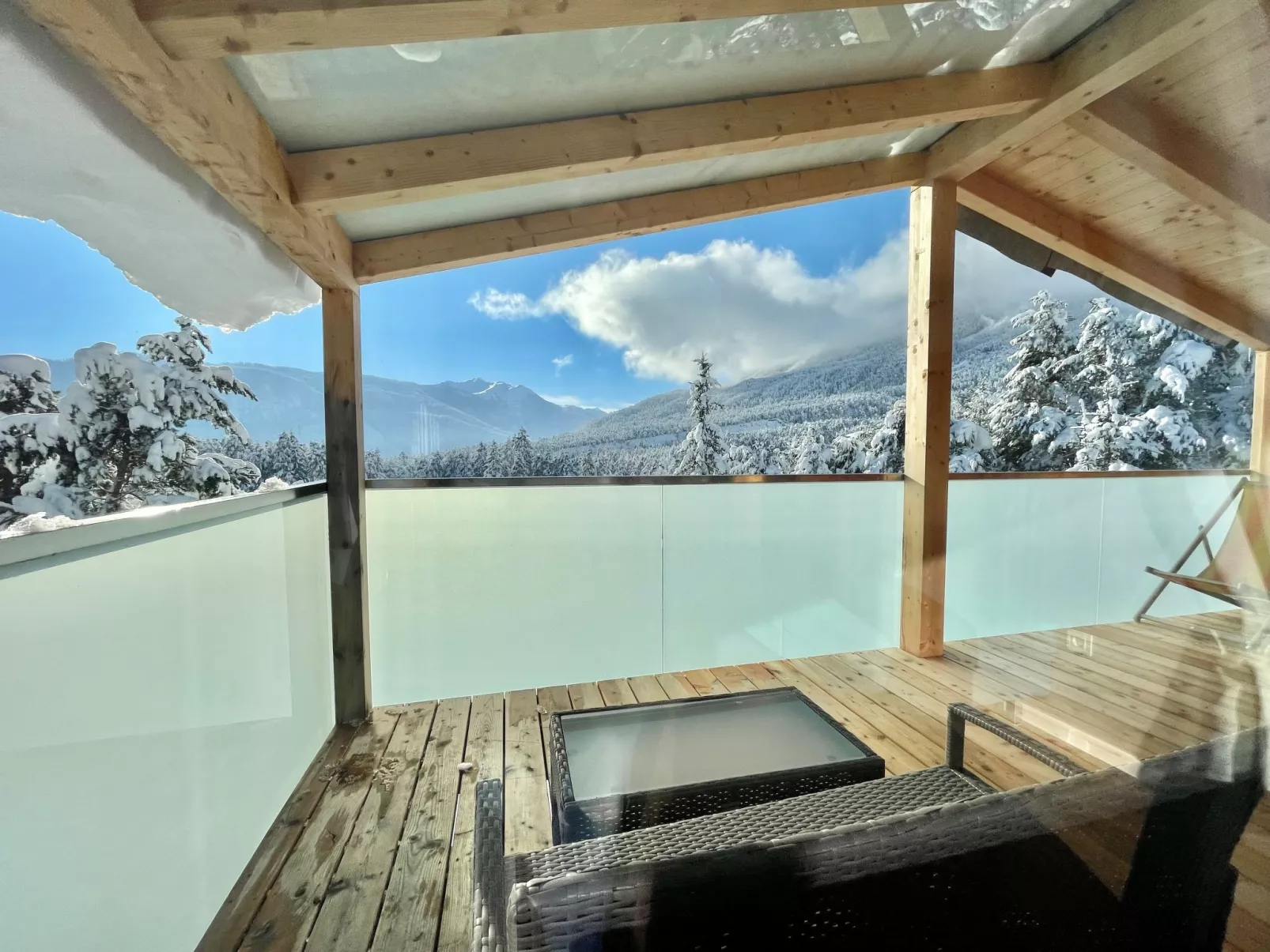 Sky-Chalet-Outside