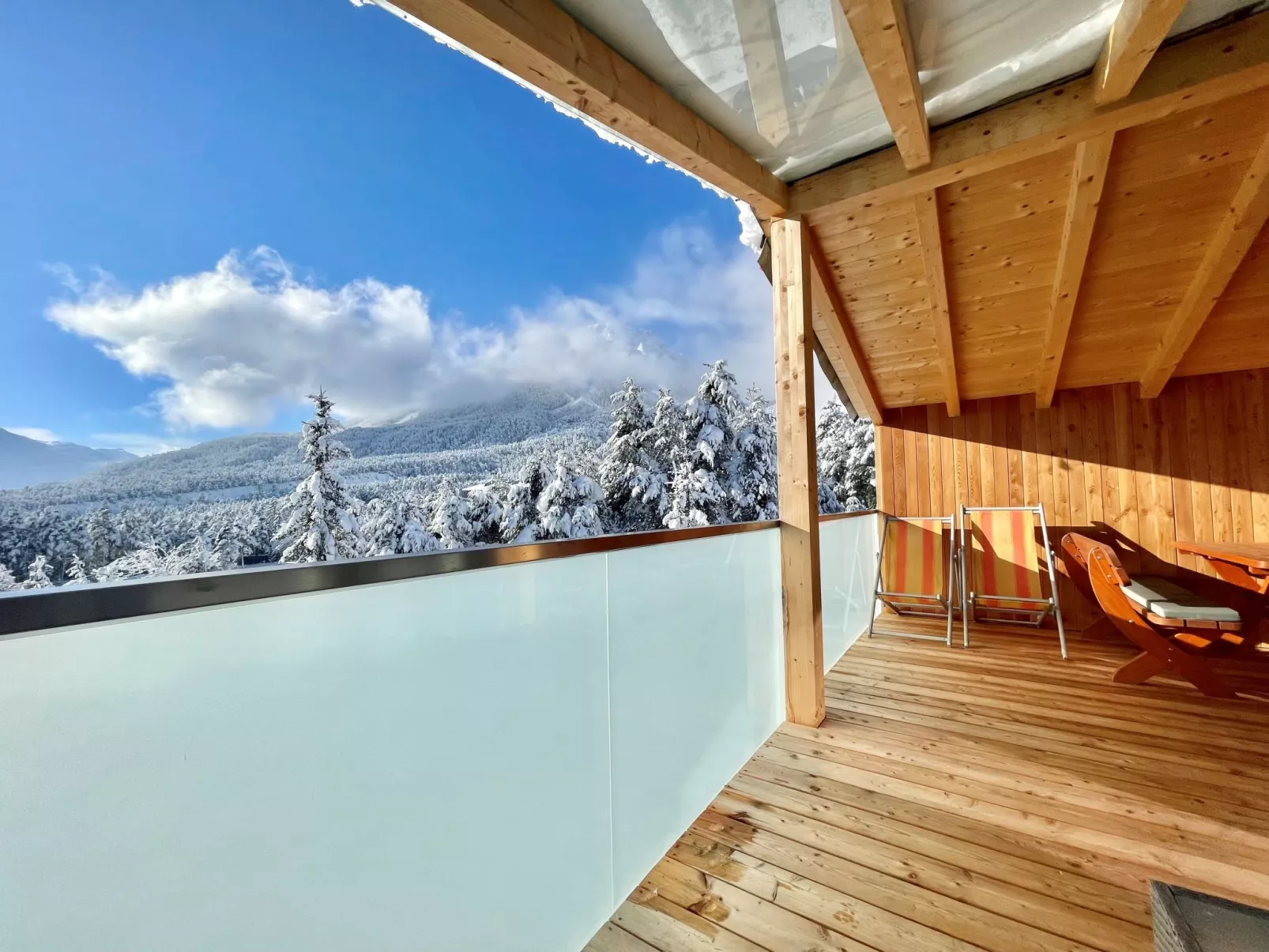 Sky-Chalet-Outside