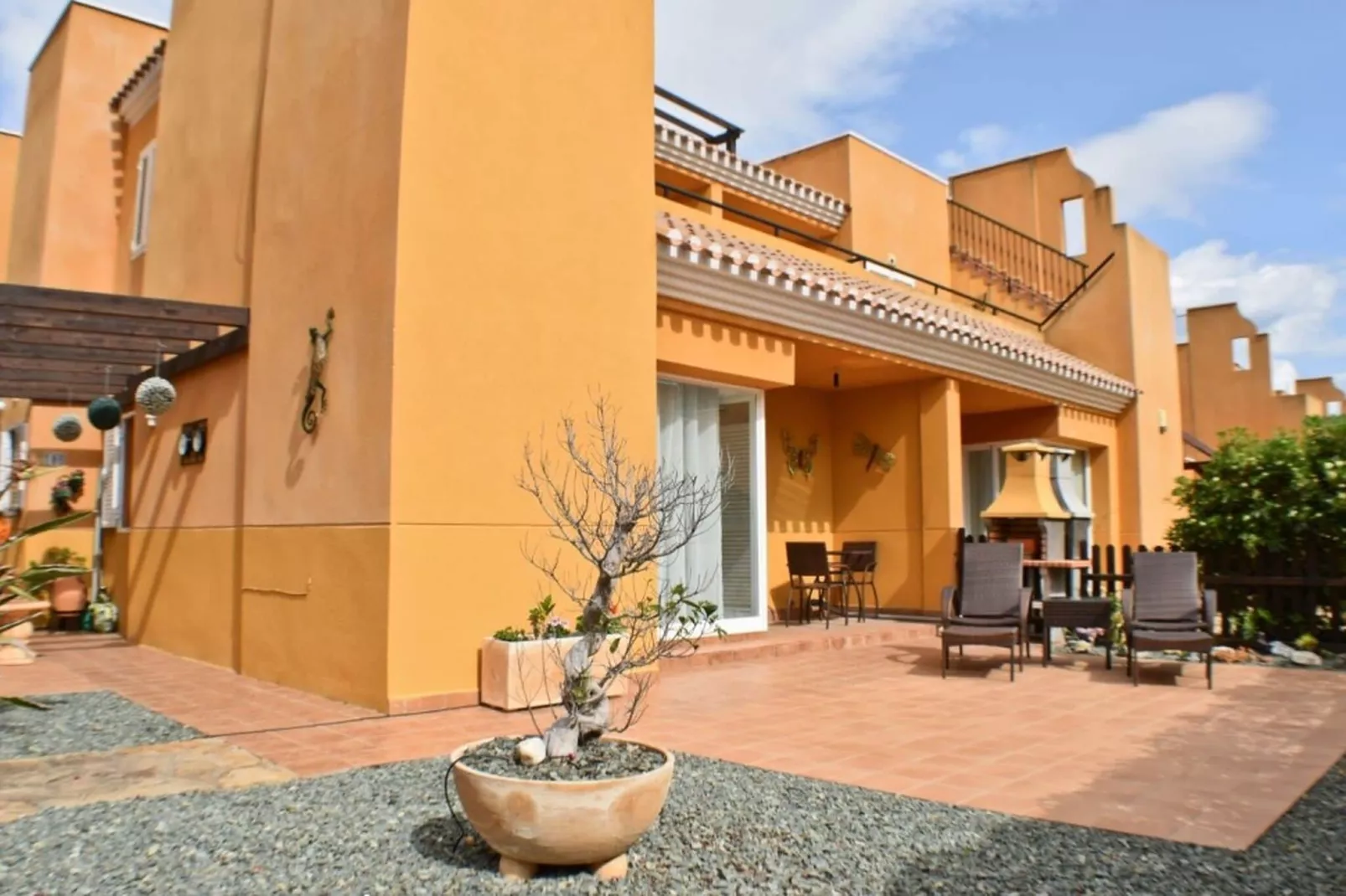 Casa Los Gallardos-Exterior summer