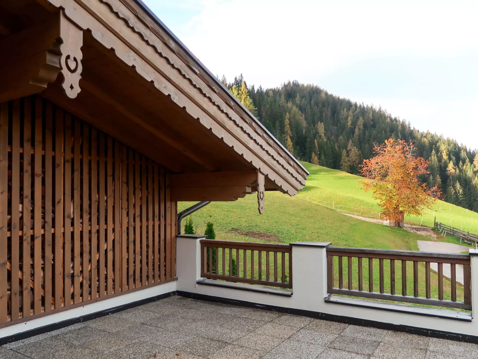 Lehen-Outside