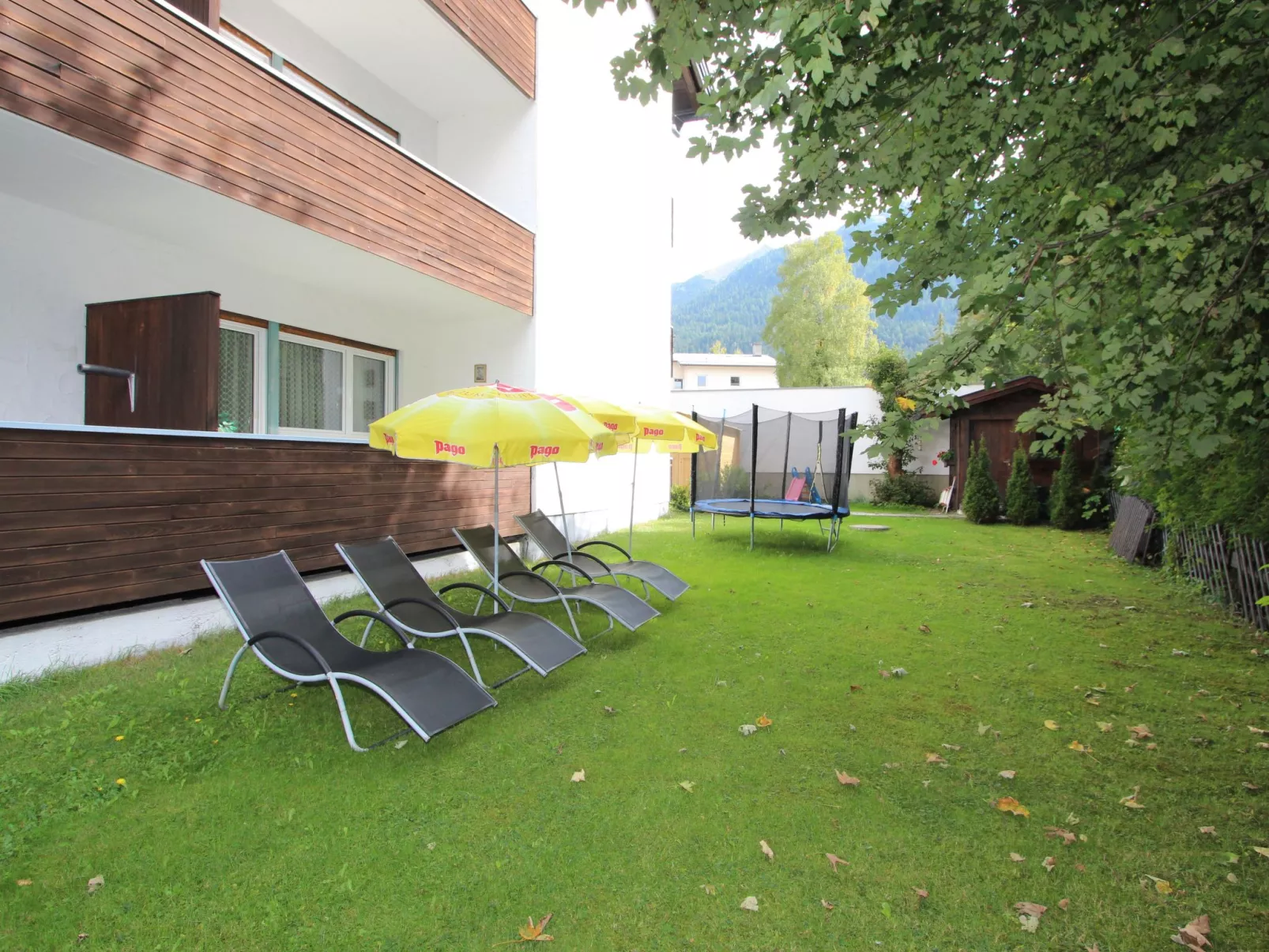 Am Birkenhain-Outside