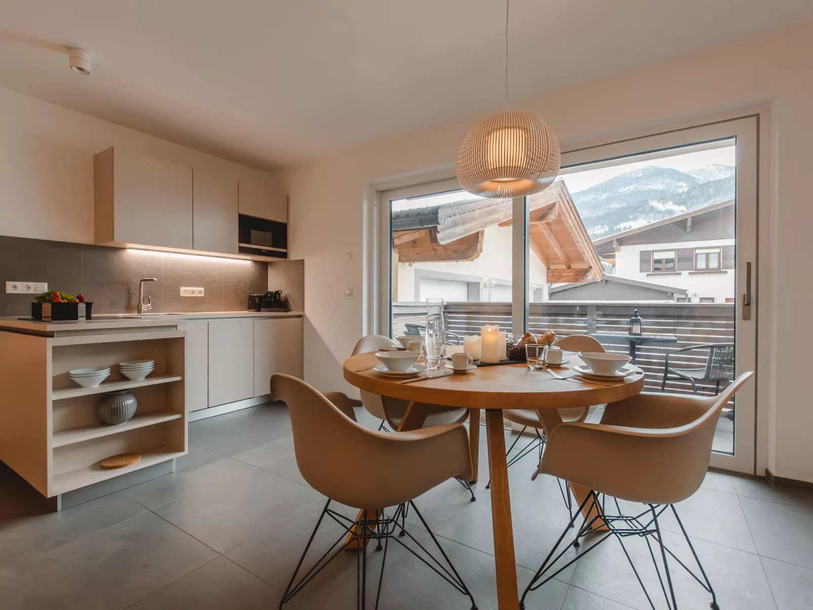 Das Georgen, Maiskogel-Inside