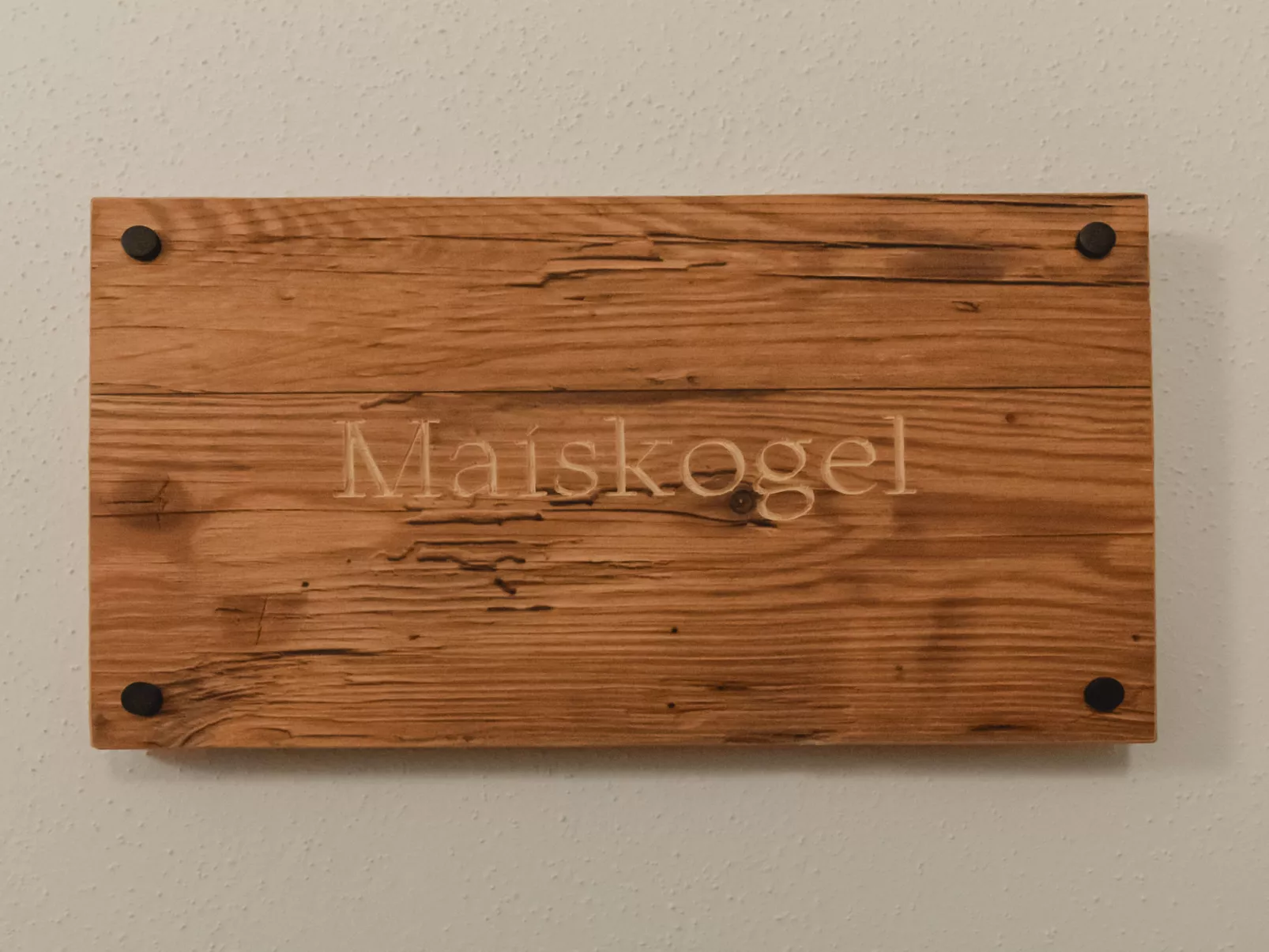 Das Georgen, Maiskogel-Inside