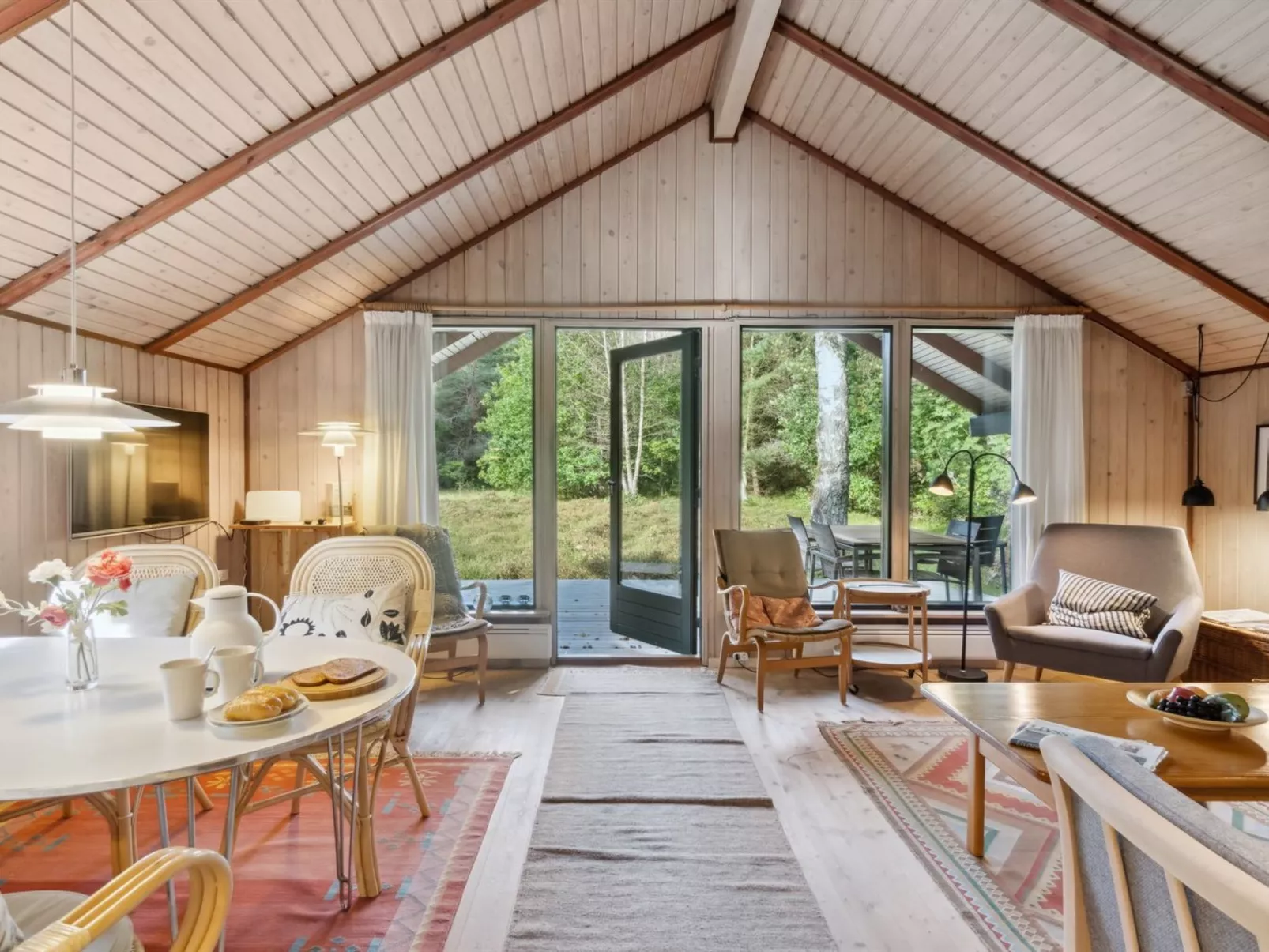 "Esteri" - 800m from the sea-Inside