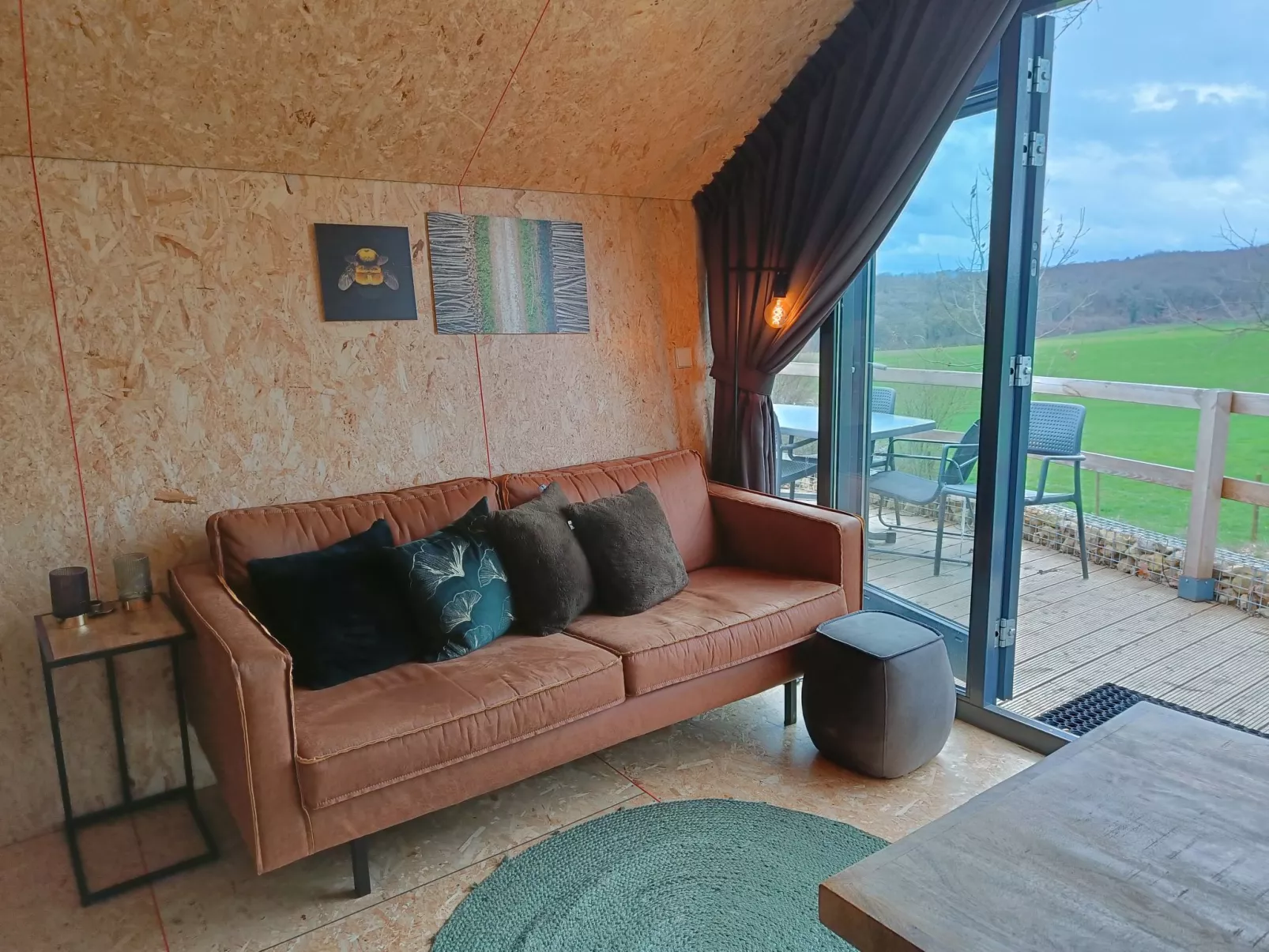 Solo Retreat 4-Inside