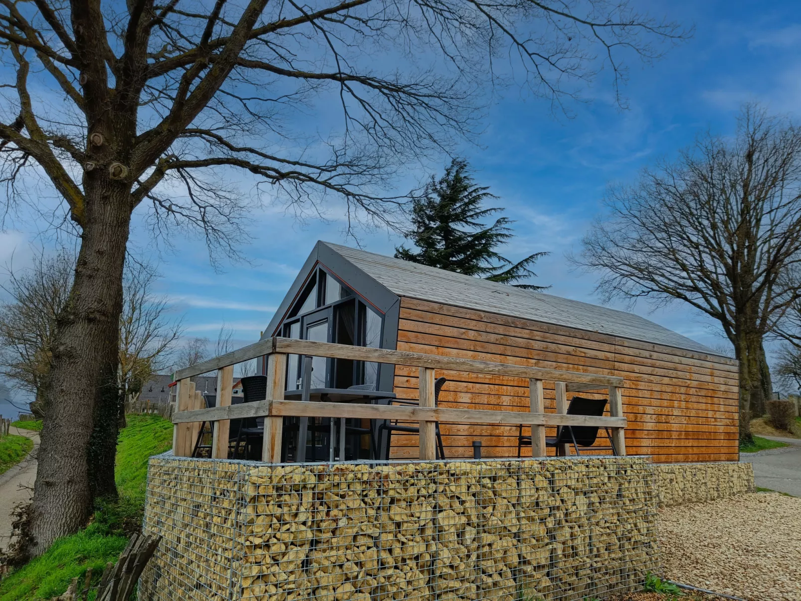 Solo Retreat 4-Outside