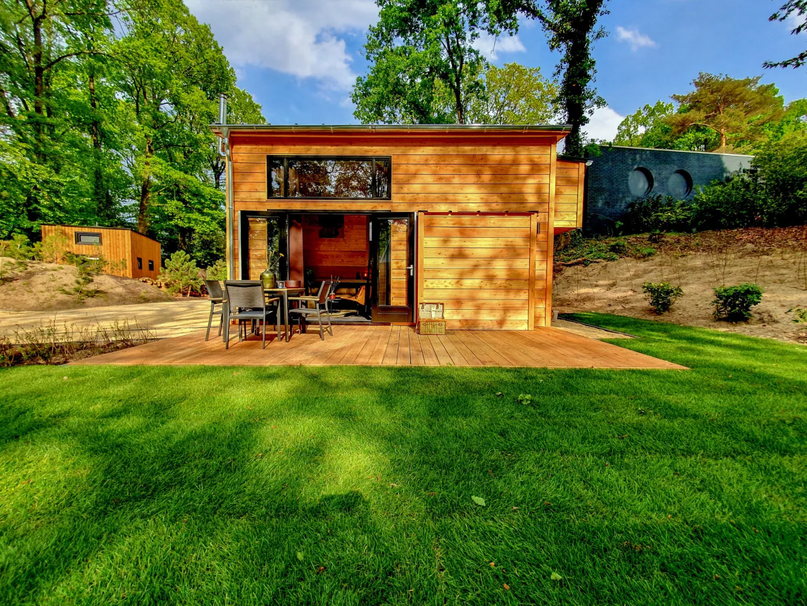 Tiny House 4-Outside
