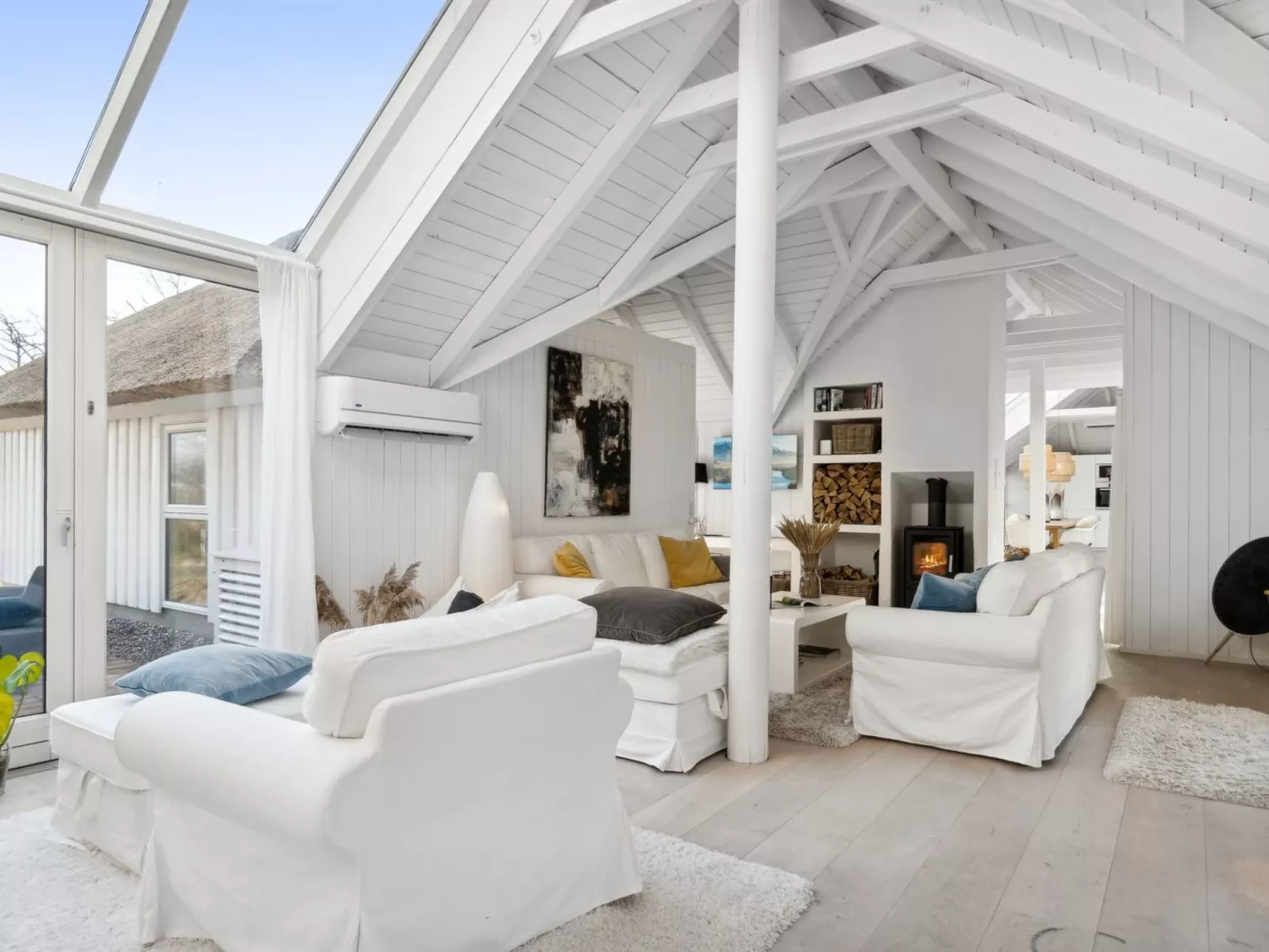 "Verner" - 900m from the sea-Inside