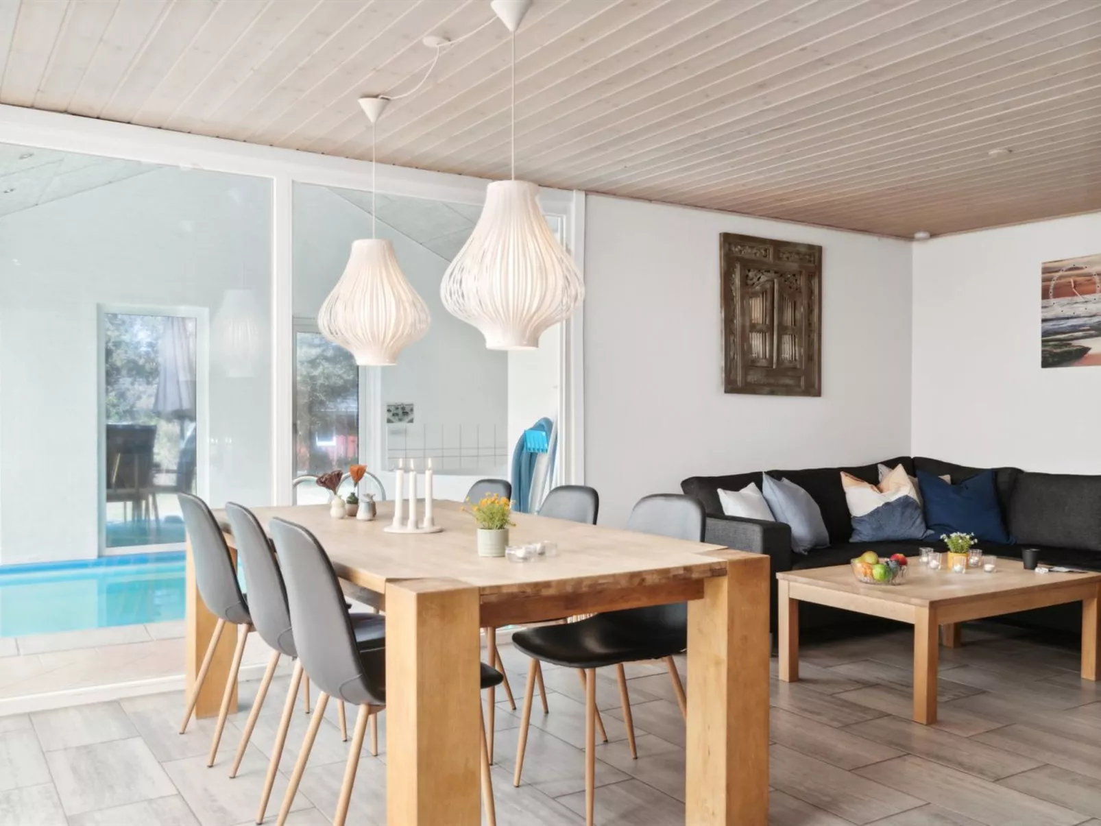 "Aud" - 300m from the sea-Inside
