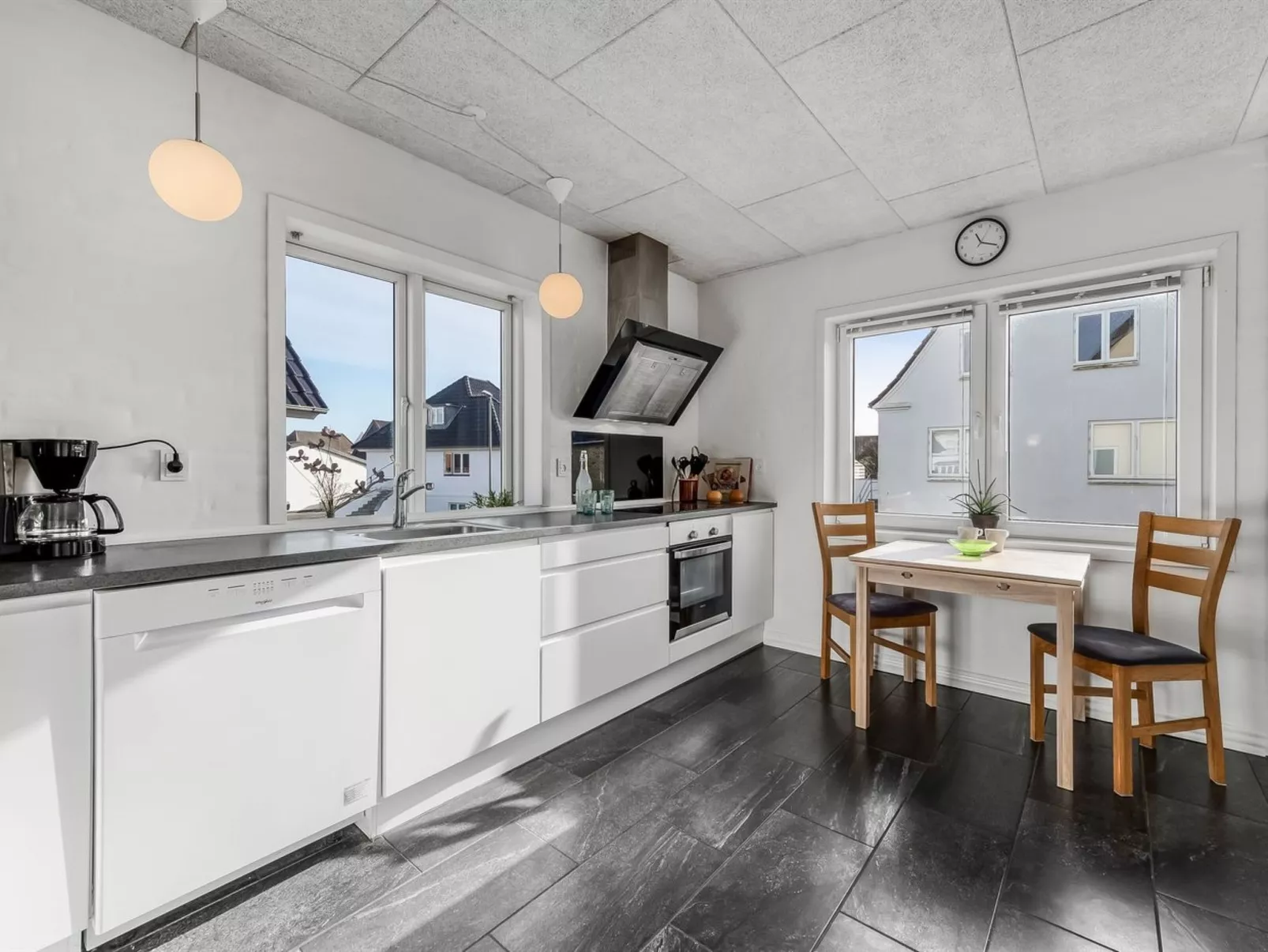 "Ullakarin" - 200m from the sea-Inside