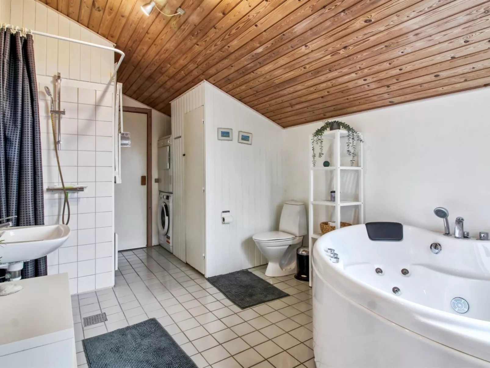 "Arild" - 300m from the sea-Inside