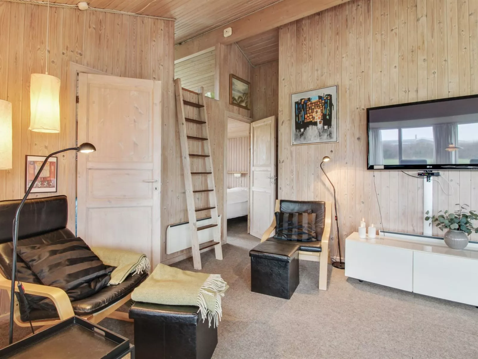 "Arild" - 300m from the sea-Inside