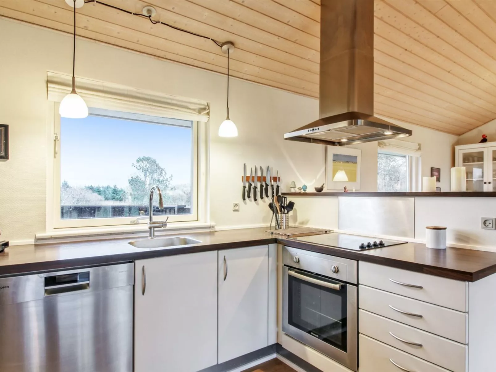 "Joris" - 1.5km from the sea-Inside
