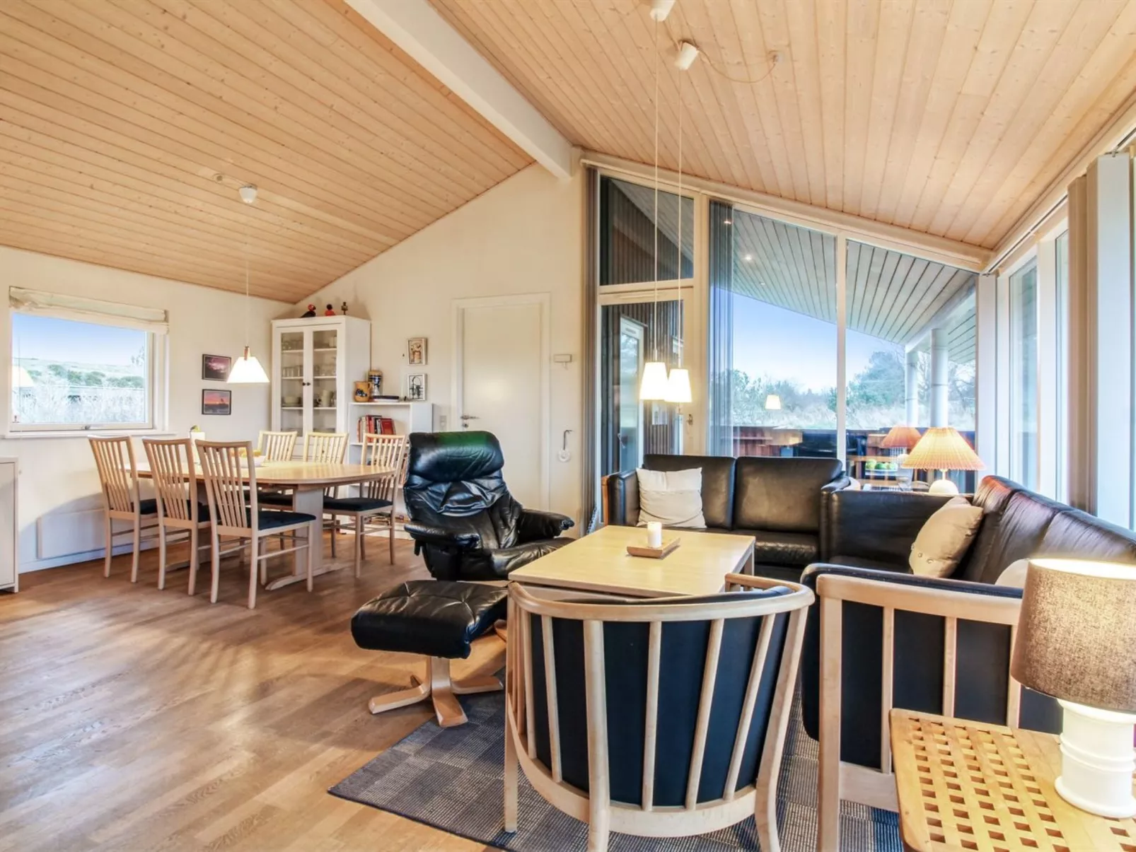 "Joris" - 1.5km from the sea-Inside