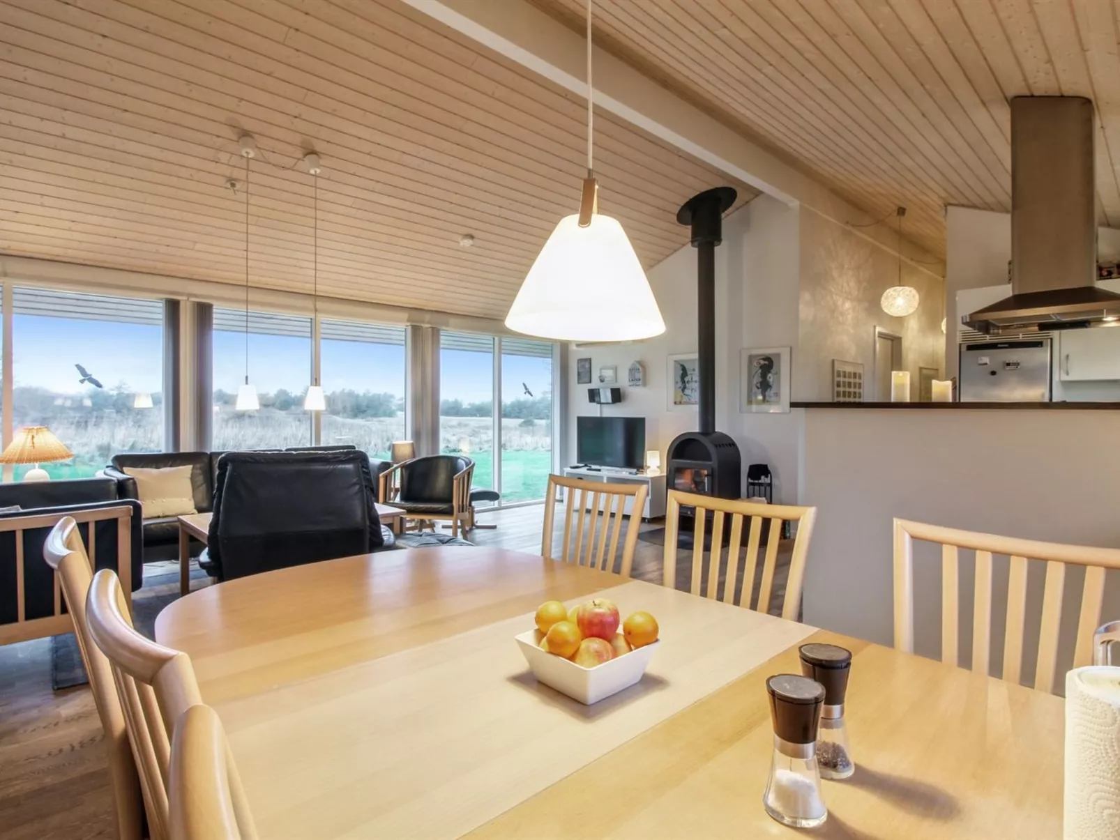 "Joris" - 1.5km from the sea-Inside