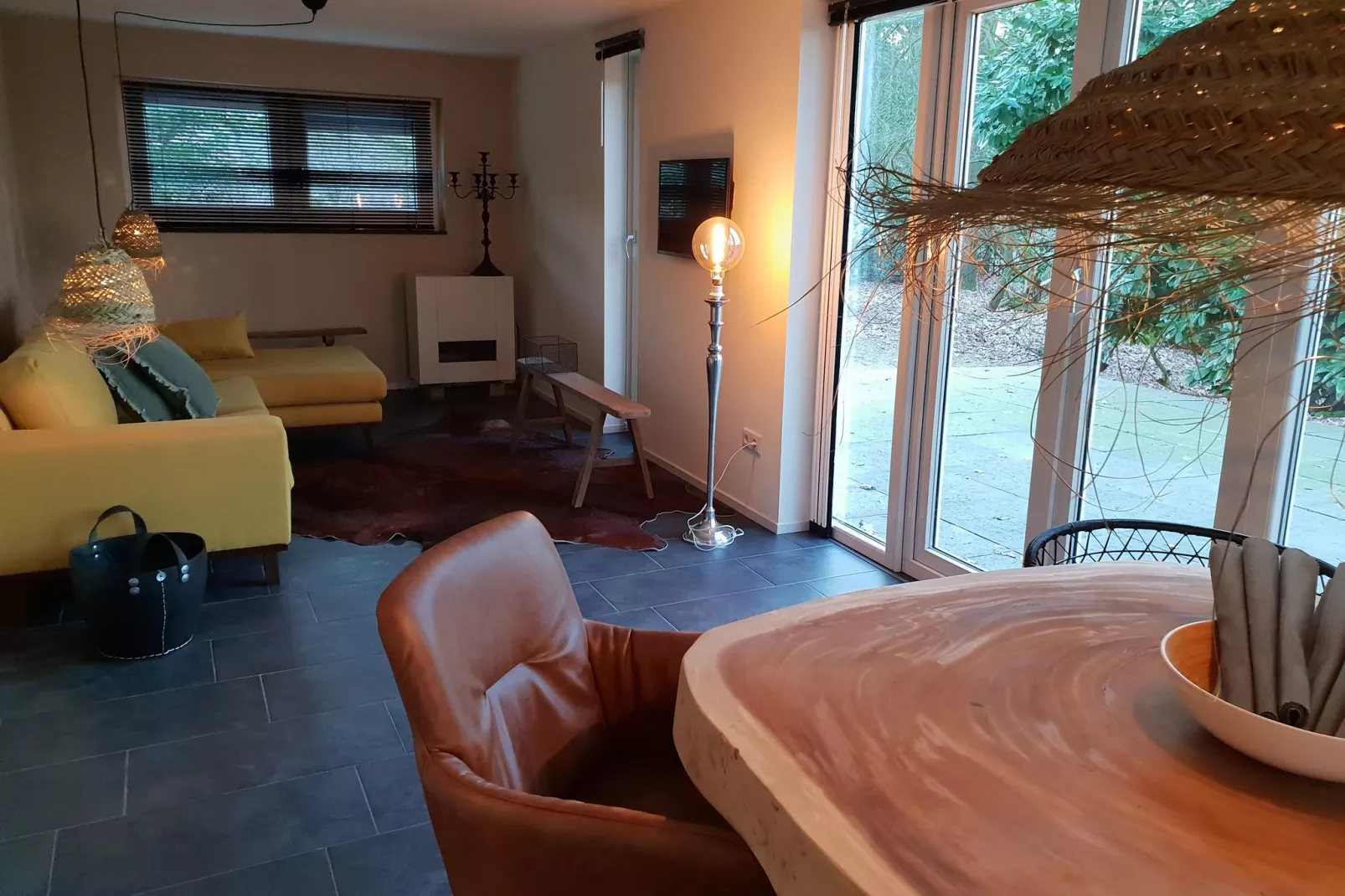 Dorpswoning In het Bos-Living room