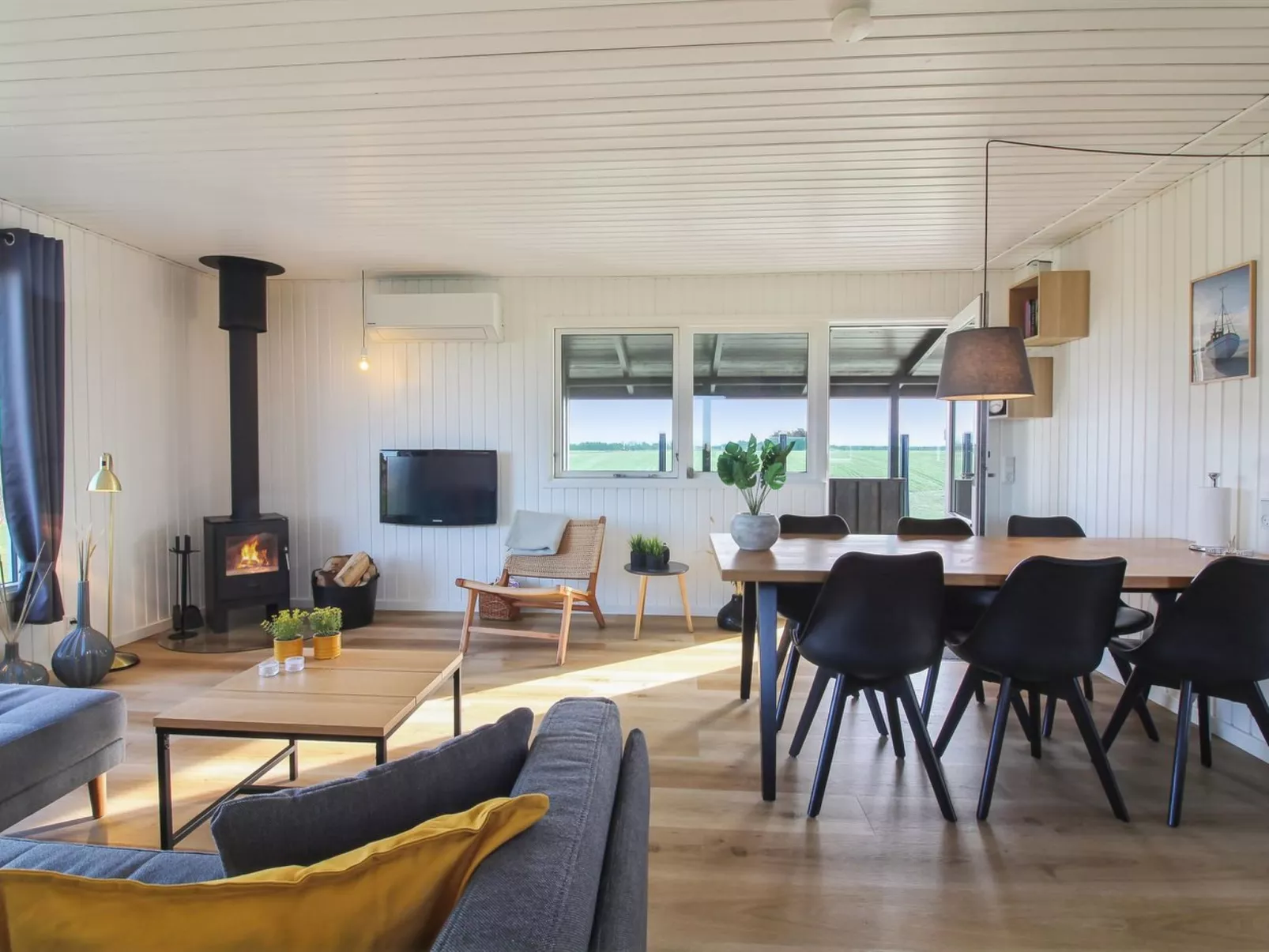 "Lok" - 450m from the sea-Inside