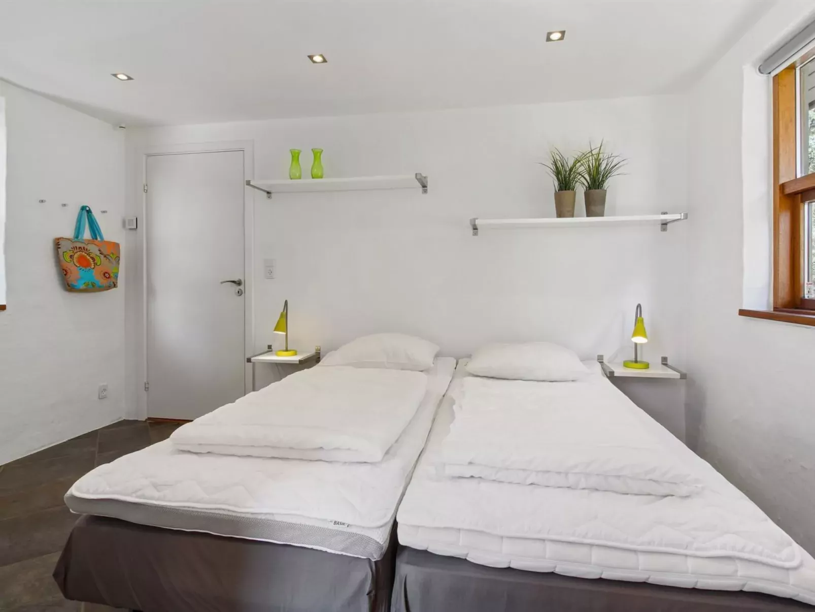 "Maiti" - 300m from the sea-Inside