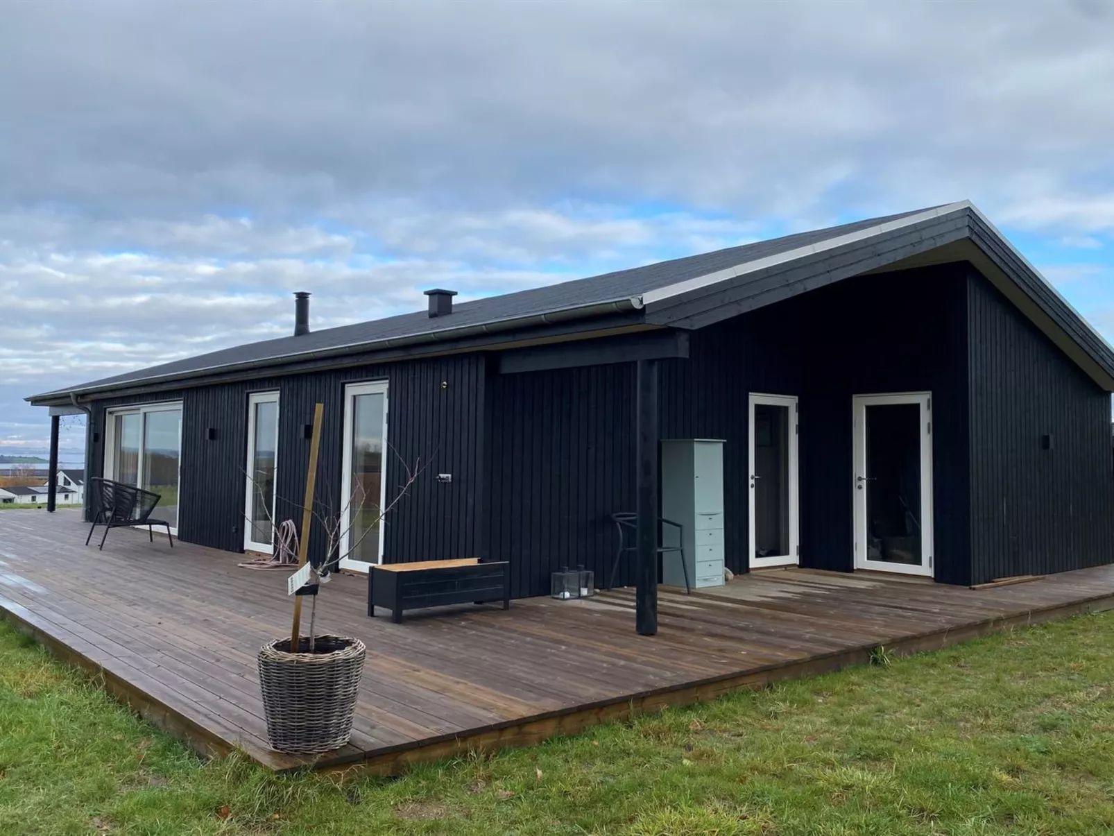 "Ferdine" - 1.5km from the sea-Outside